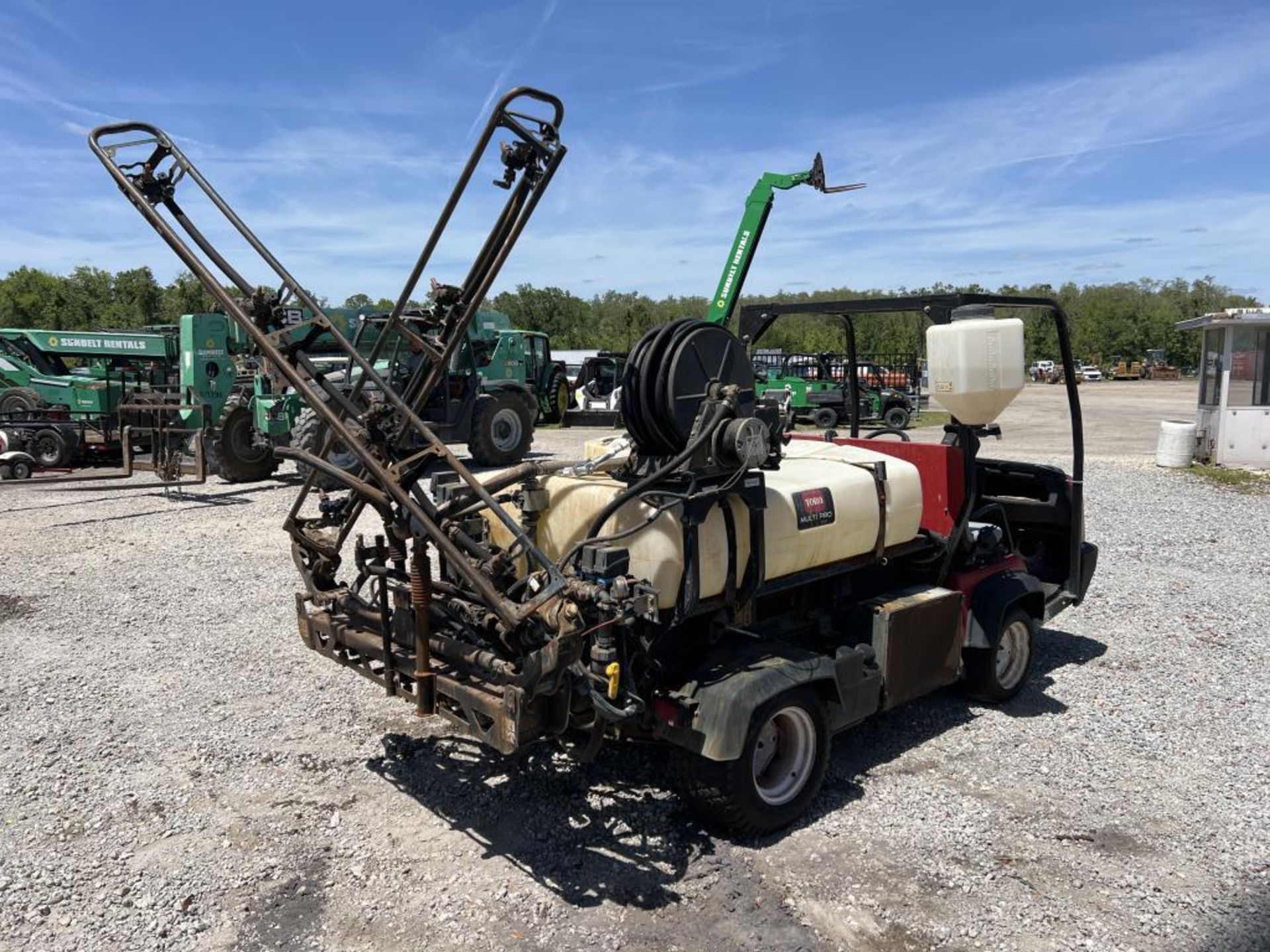 TORO MULTIPRO WORKMAN SPRAYER - Image 4 of 7