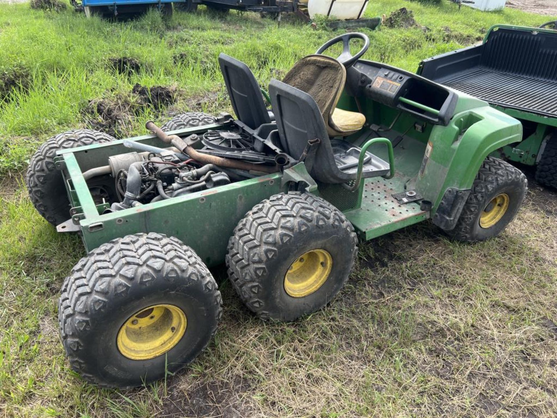 JOHN DEERE 6x4 DIESEL GATOR - Image 2 of 3