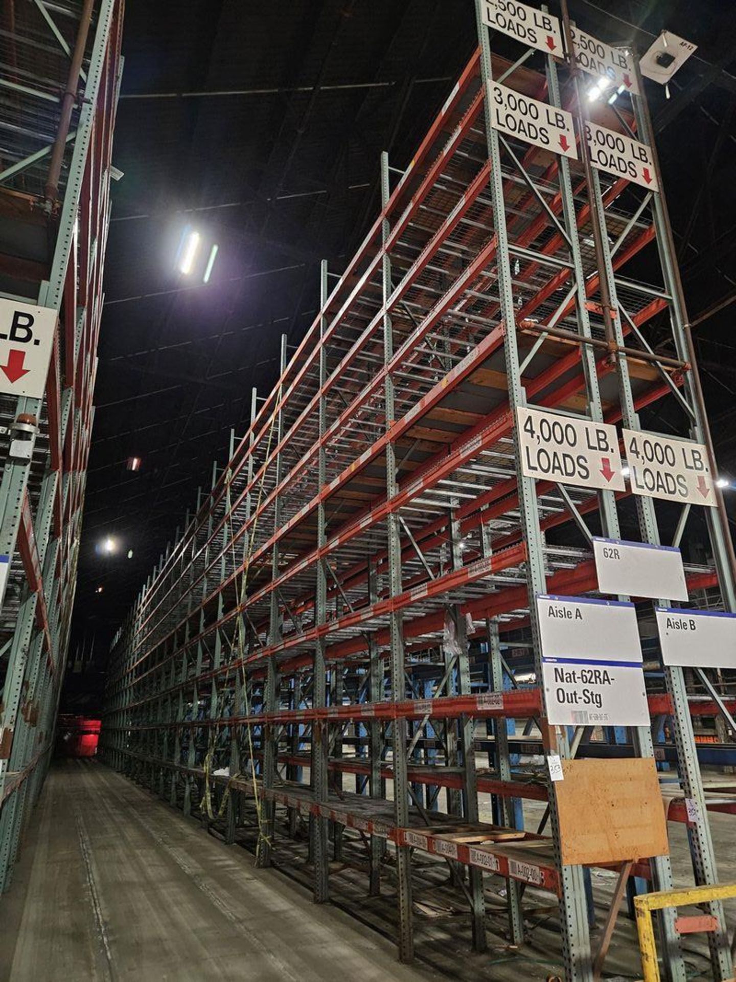 (25) Sections Pallet Racking 36" x Approx. 30' Uprights with 8' Cross Beams