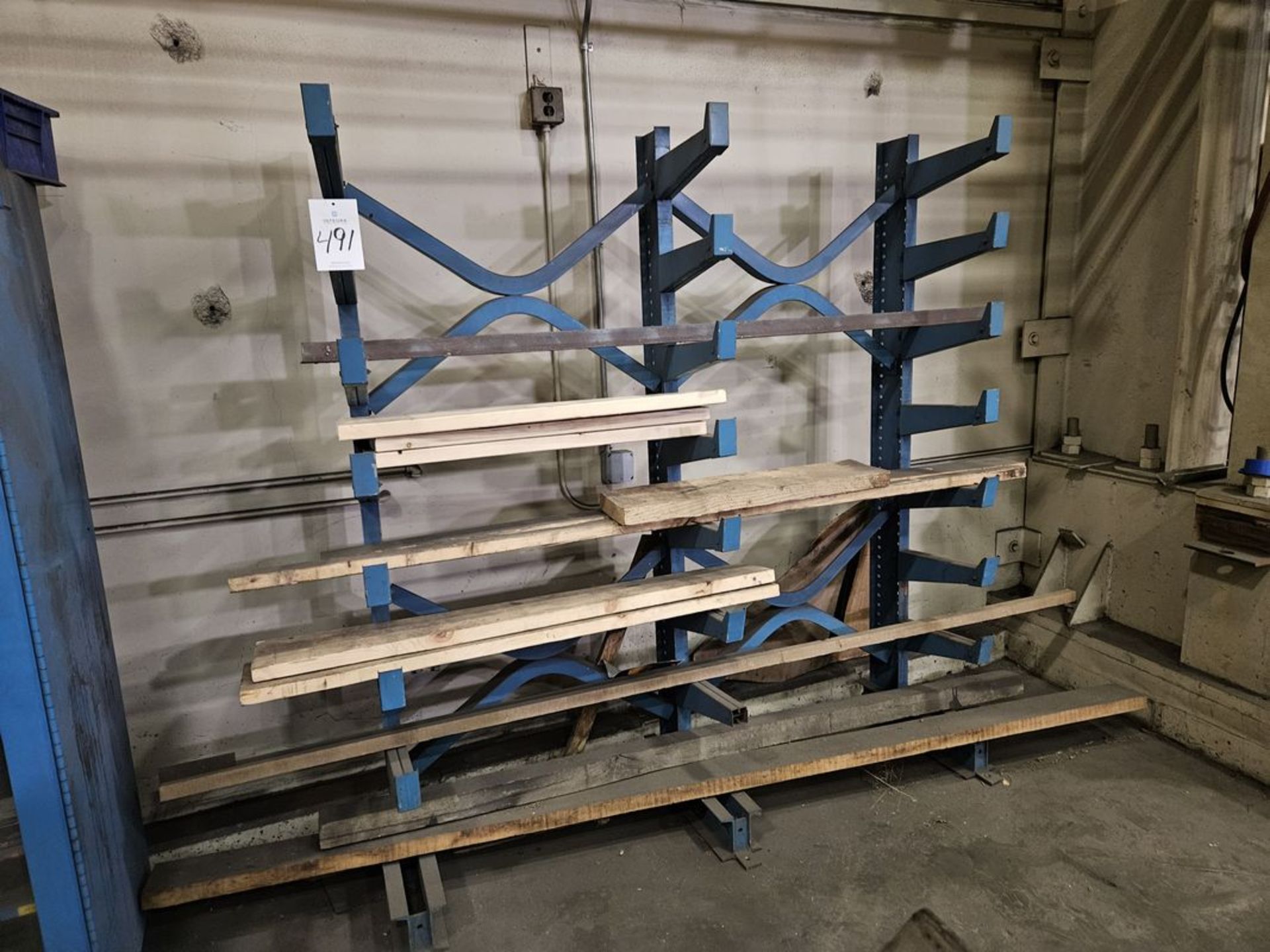 Cantilever Rack 77" Long (4) 84" Uprights with (7) Adjustable 14" Supports