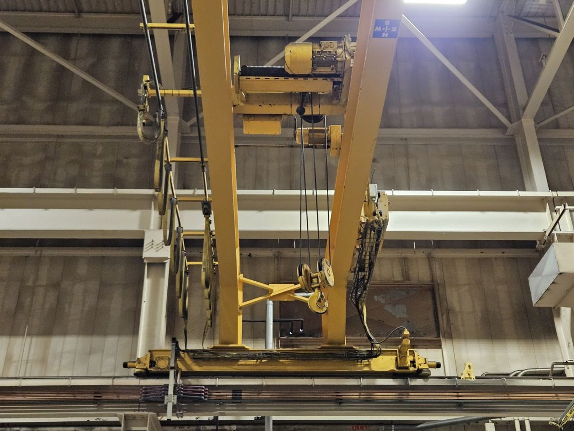 10-Ton x 30' P&H Double Girder, Top Riding, Single Leg Traveling Gantry ...