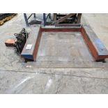 Presto Approx. 48" x 48" Zero Height Hydraulic Pallet Lift