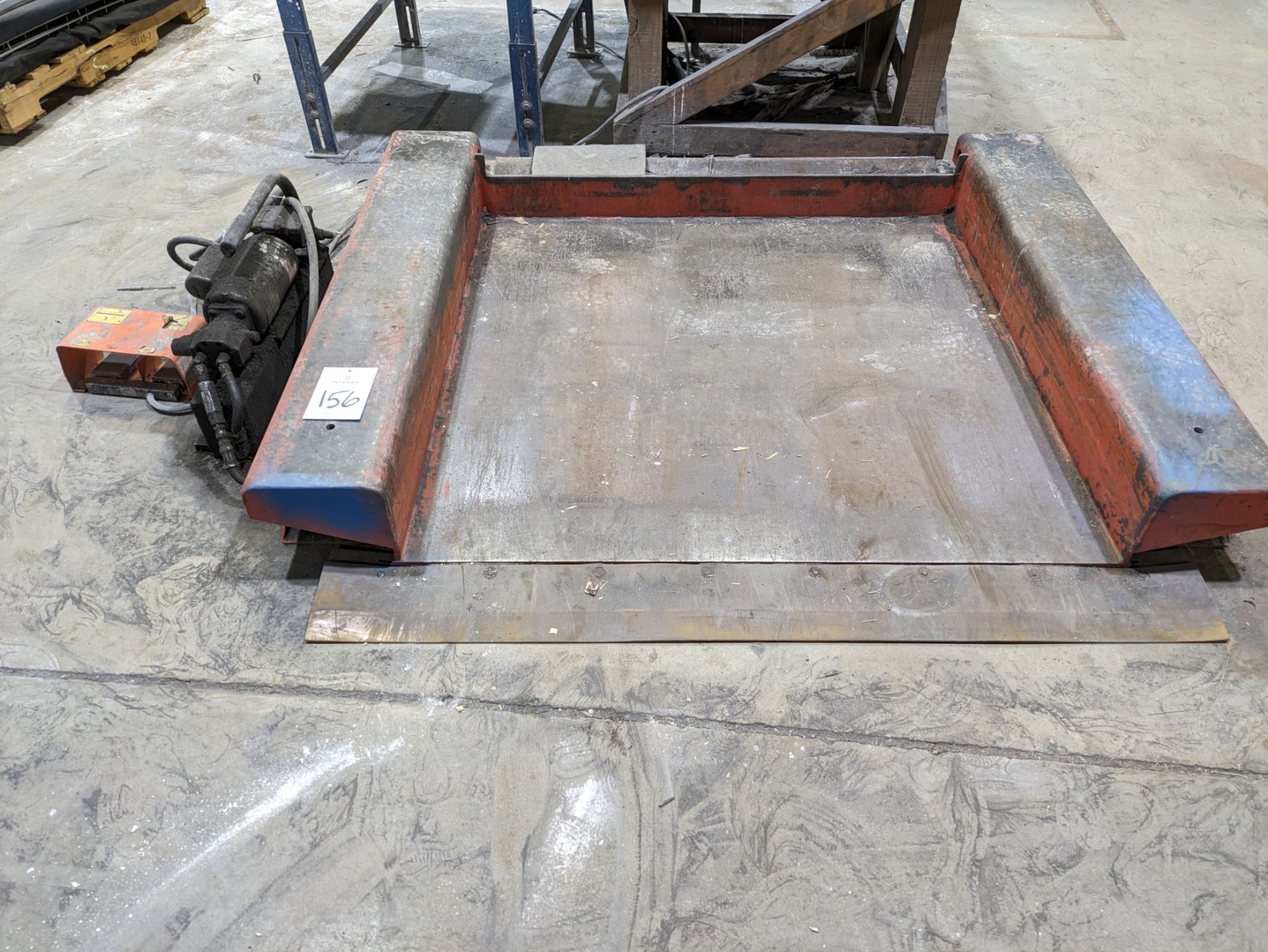 Presto Approx. 48" x 48" Zero Height Hydraulic Pallet Lift