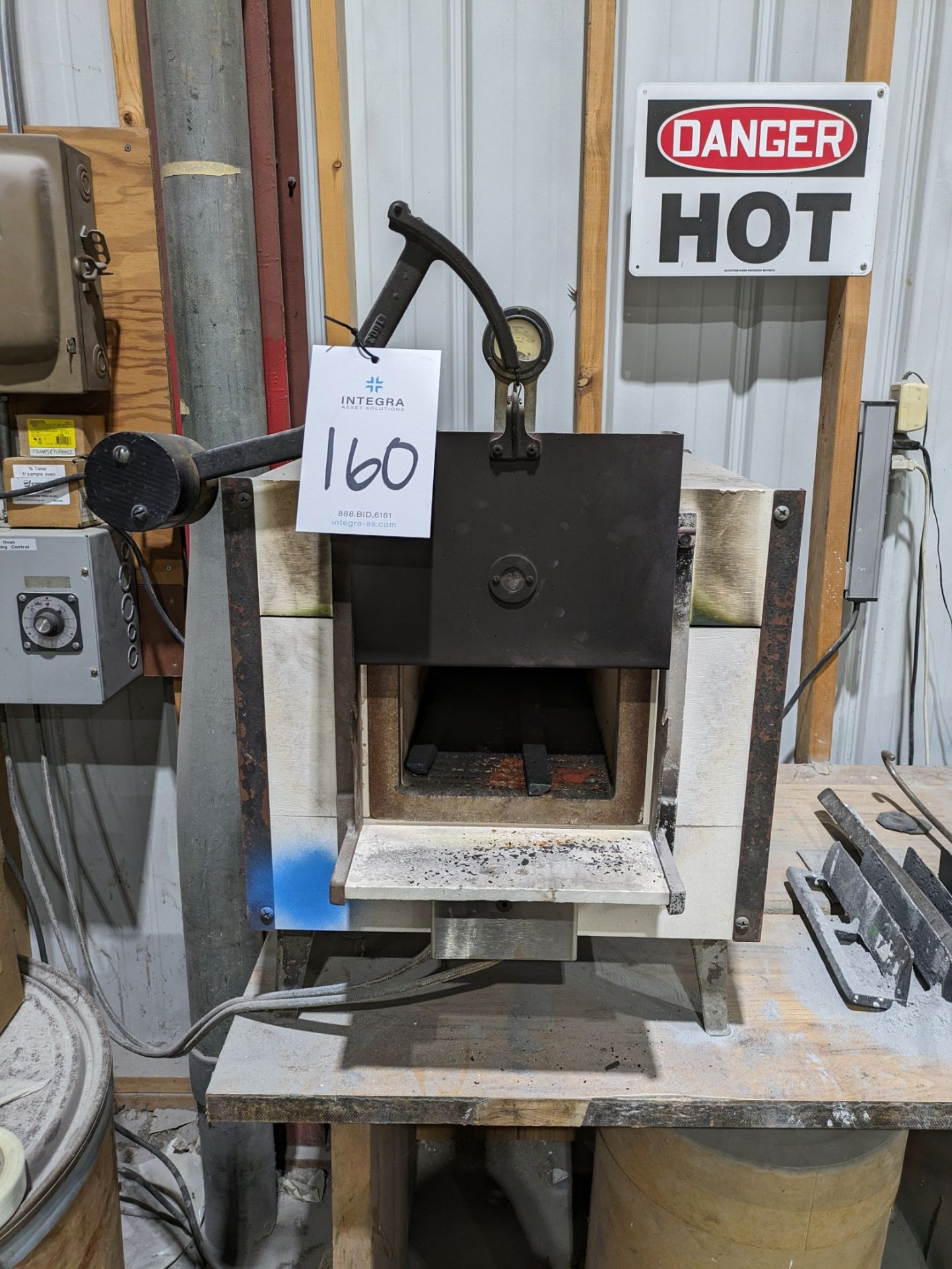 Hoskins FD204C Electric Laboratory Bench-Top Furnace