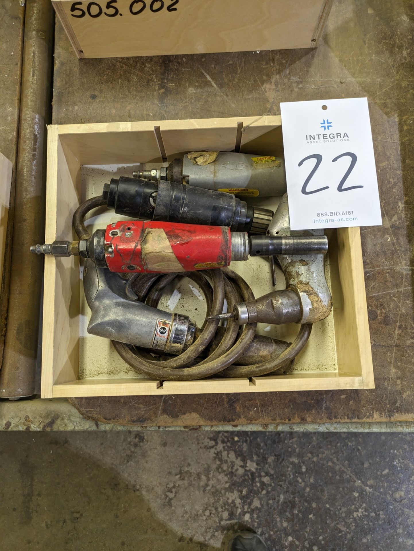 Lot of (5) Assorted Air Tools