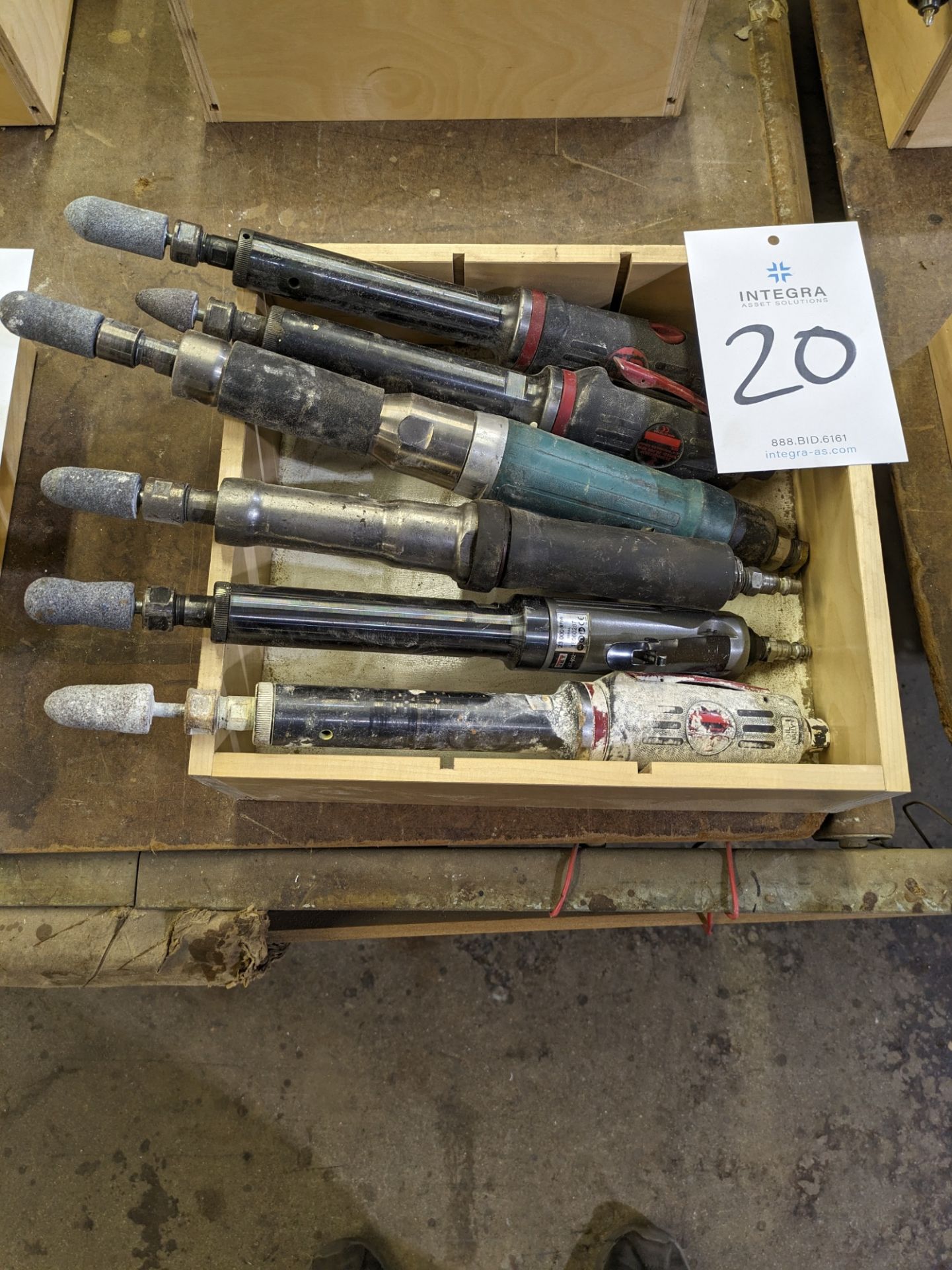 Lot of (6) Assorted Air Tools