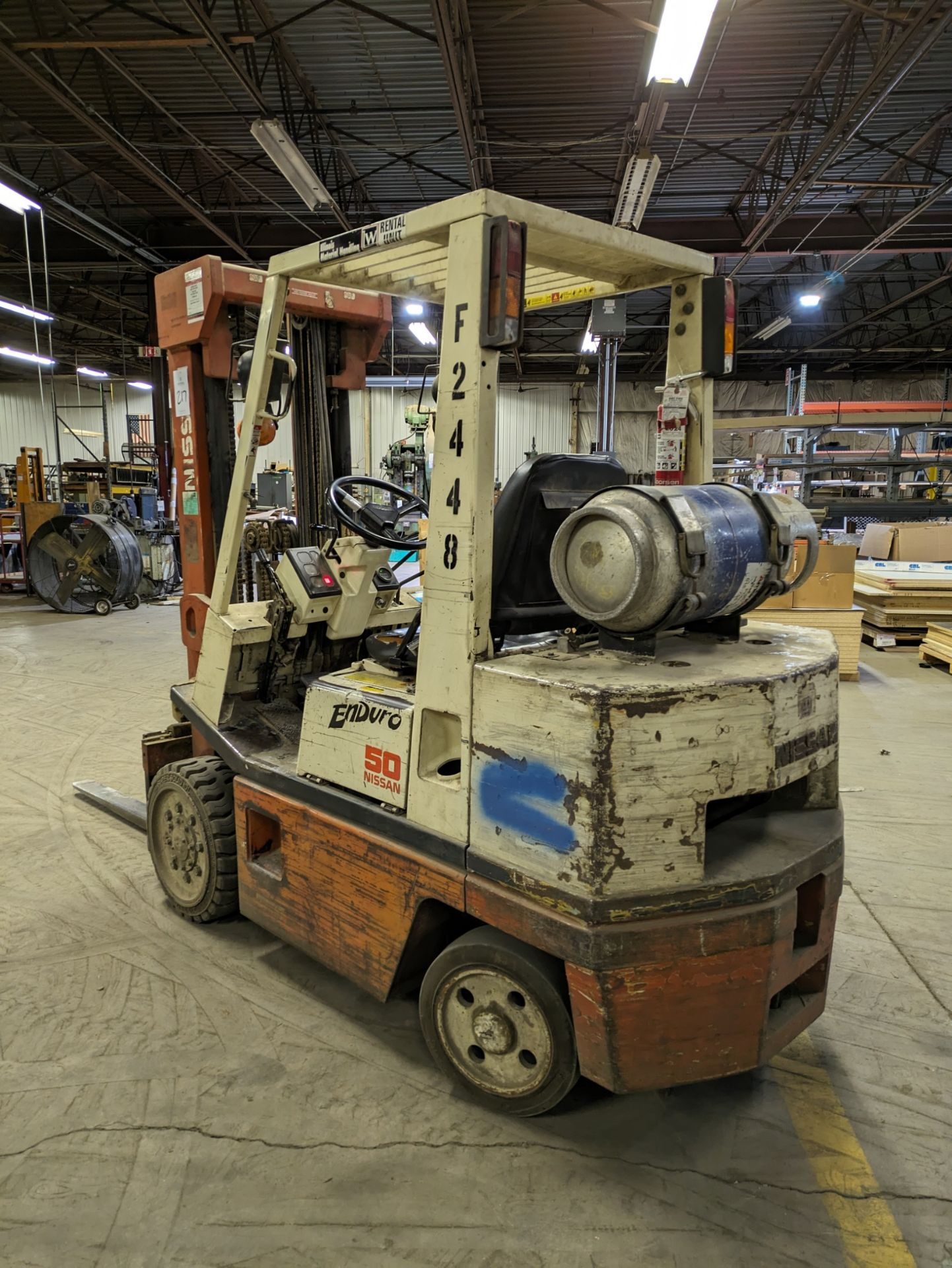 Nissan KCPH02A25PV, 4,400-Lb. Capacity LPG Sit-Down Forklift - Image 2 of 7