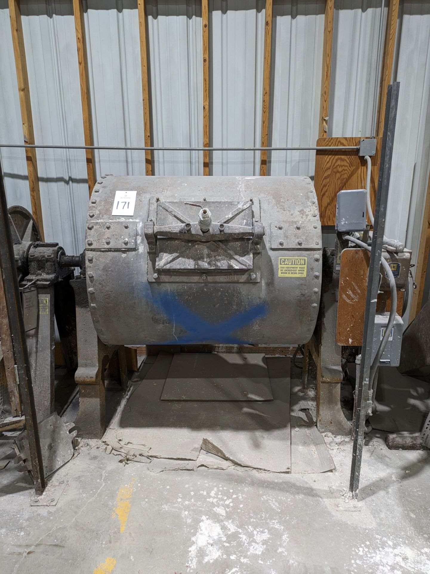 36" Dia. x 42" W Ball Mill