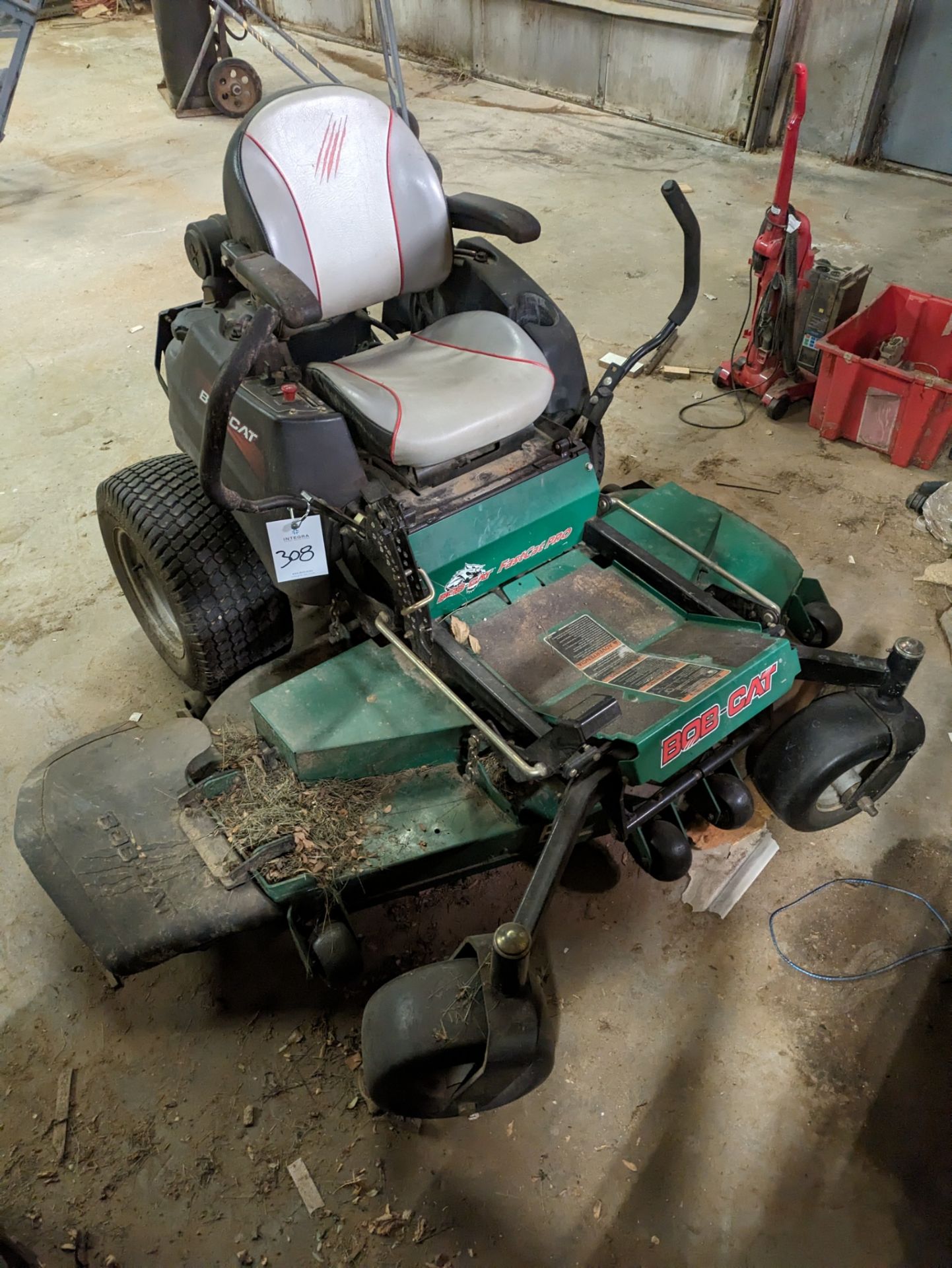 Bobcat Fast Cat Pro 61 61" Ride On Zero Turn Lawn Mower