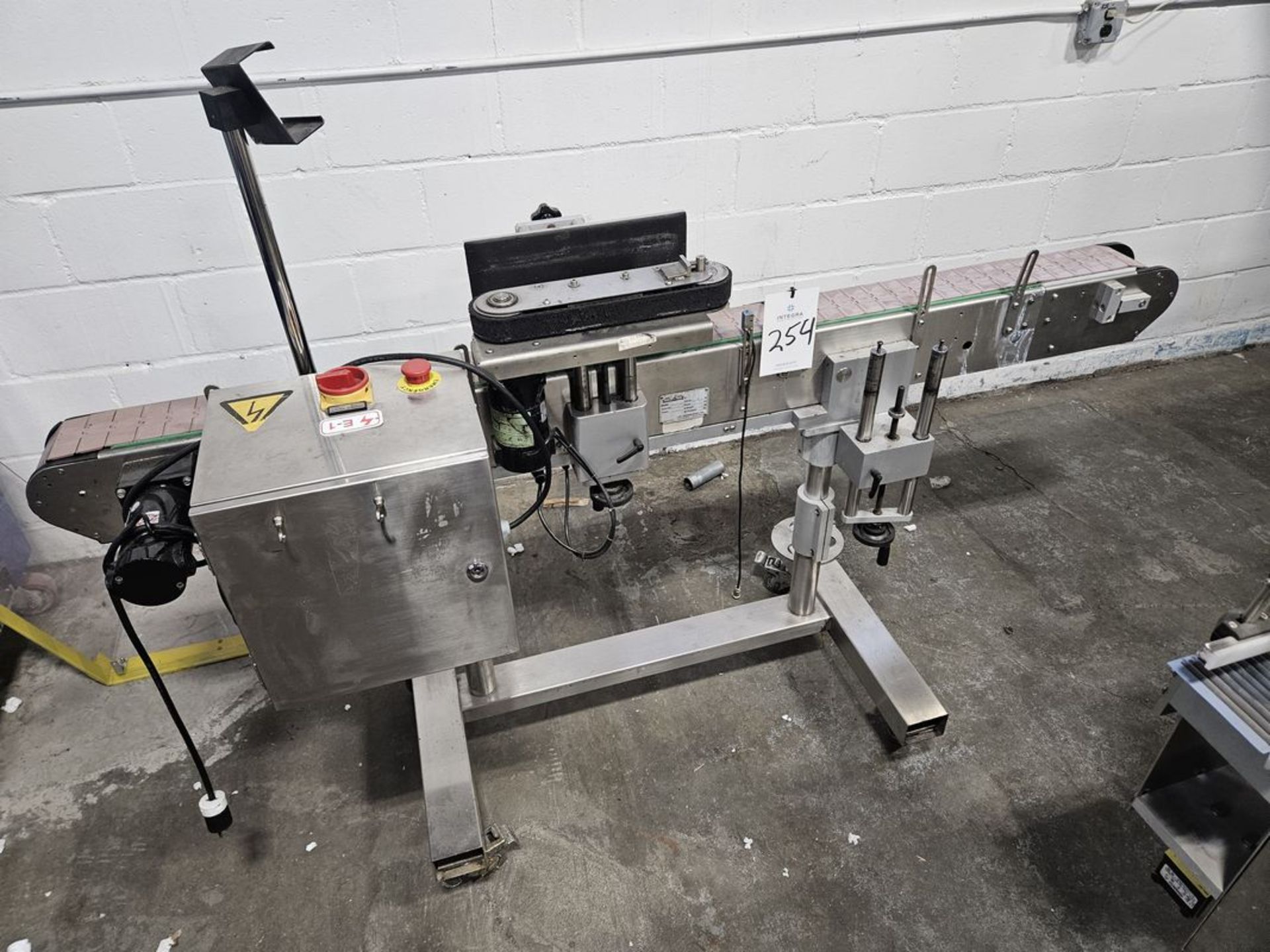 CVC300 Labeler Base w/ 4" x 6'6" Belt Conveyor