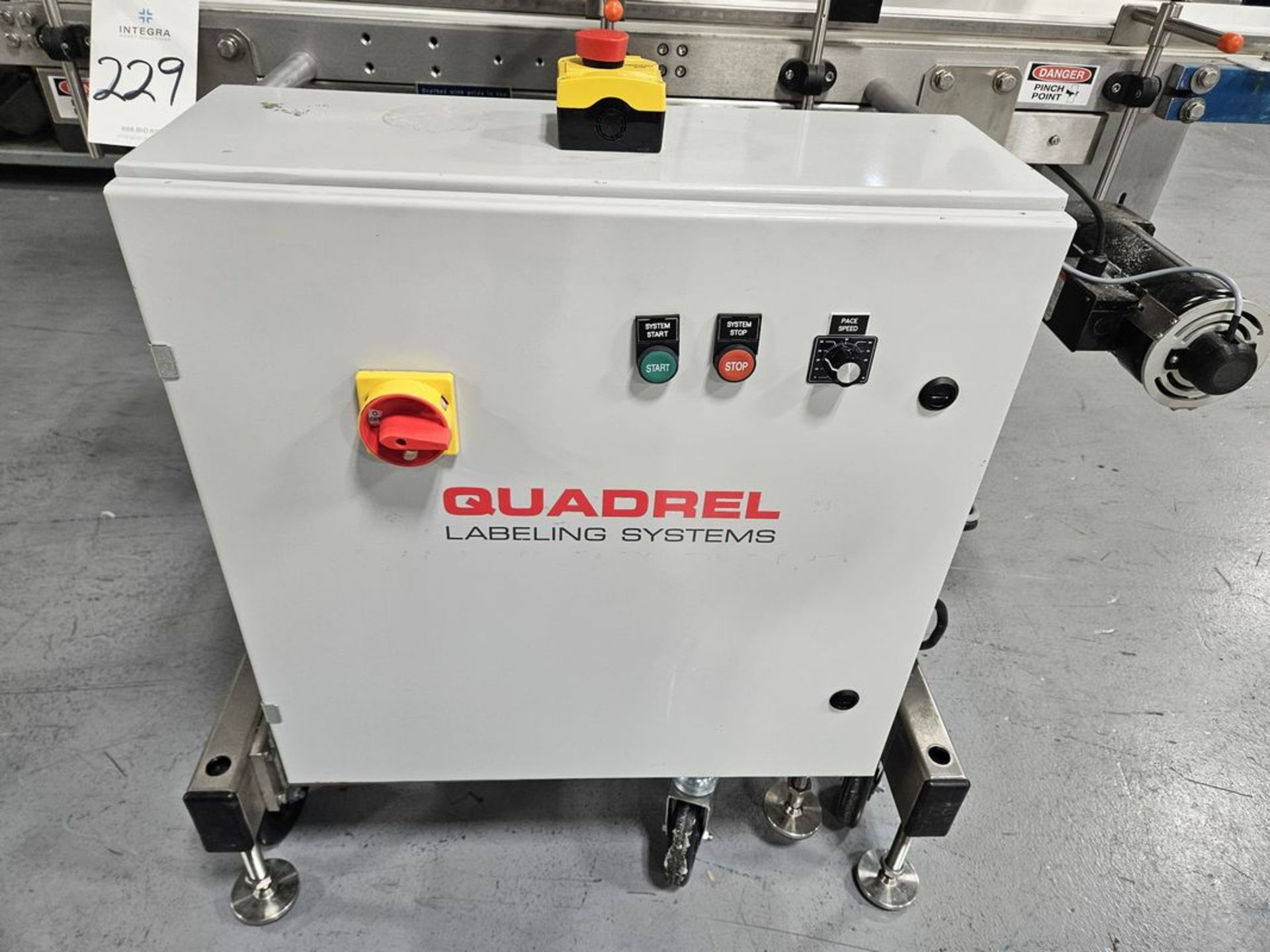 Quadrel Q110 Flat Belt Top Labeler - Image 4 of 5