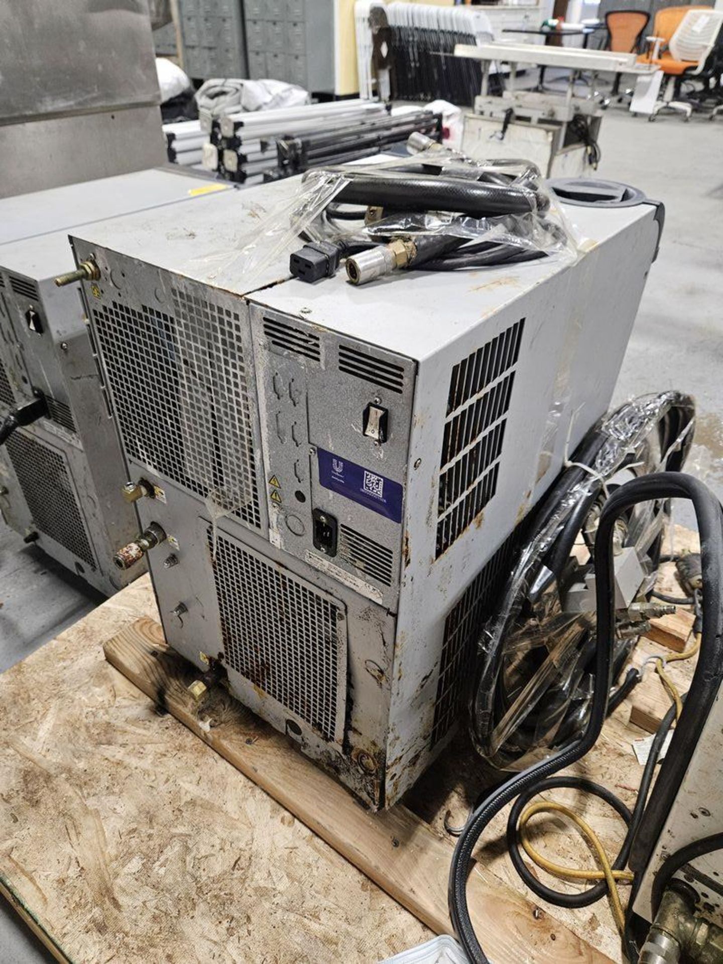 Thermo Scientific Thermoflex 2500 Portable Chiller - Image 2 of 2