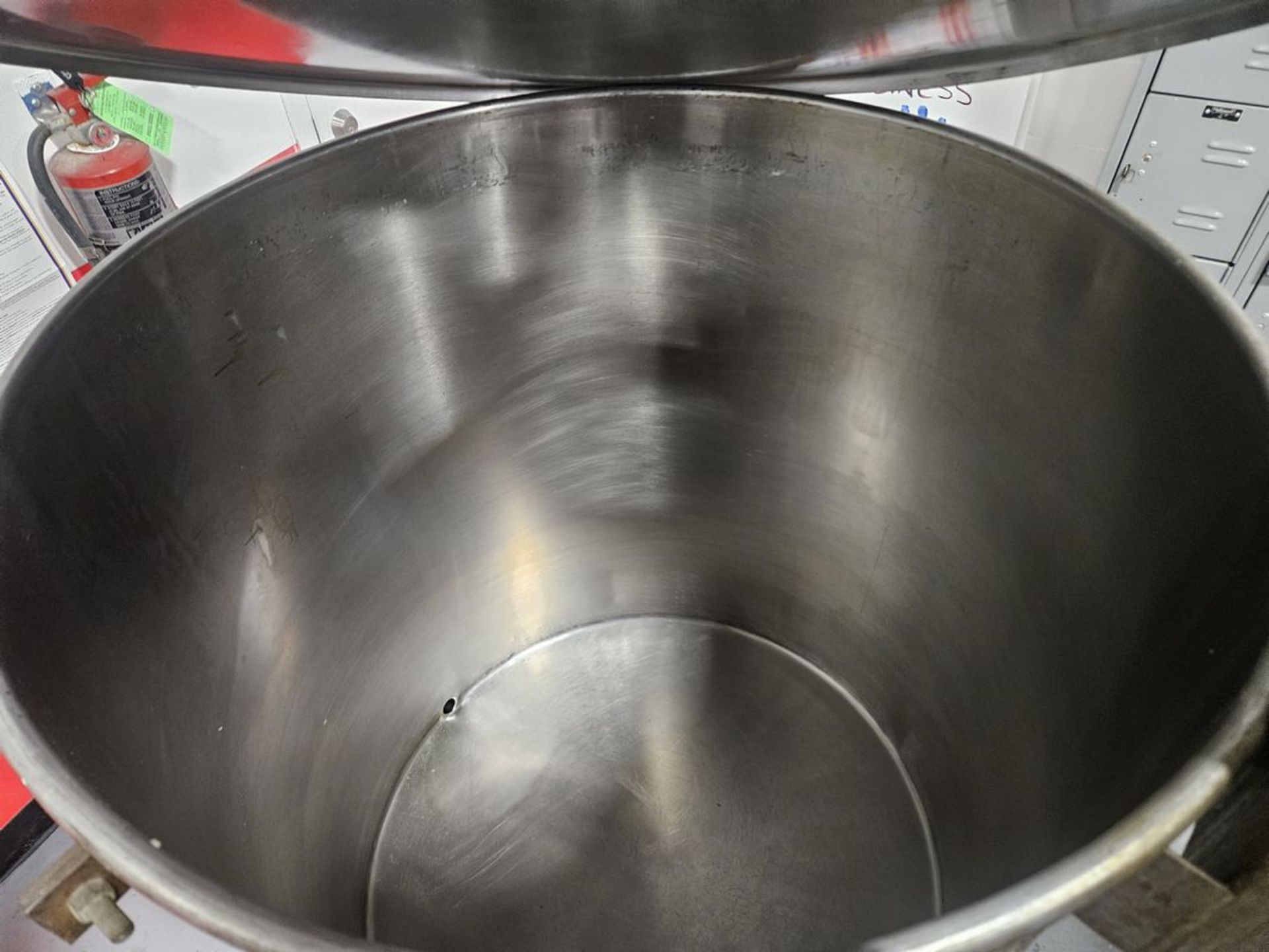 82 Gallon Stainless Steel Mixing Tank - Image 2 of 3