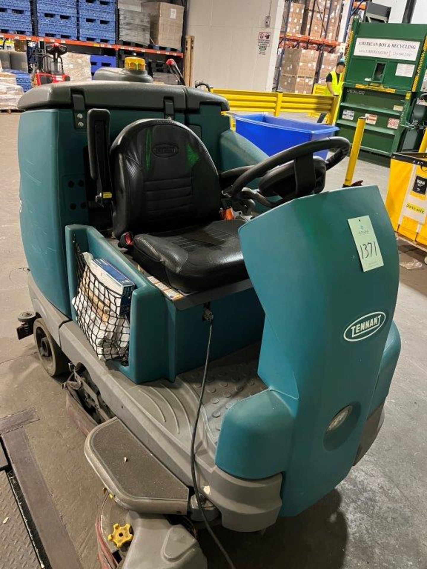 Tenant T16 Floor Scrubber