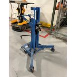 Global 988929 1100-Lb Capacity Hydraulic Drum Lift