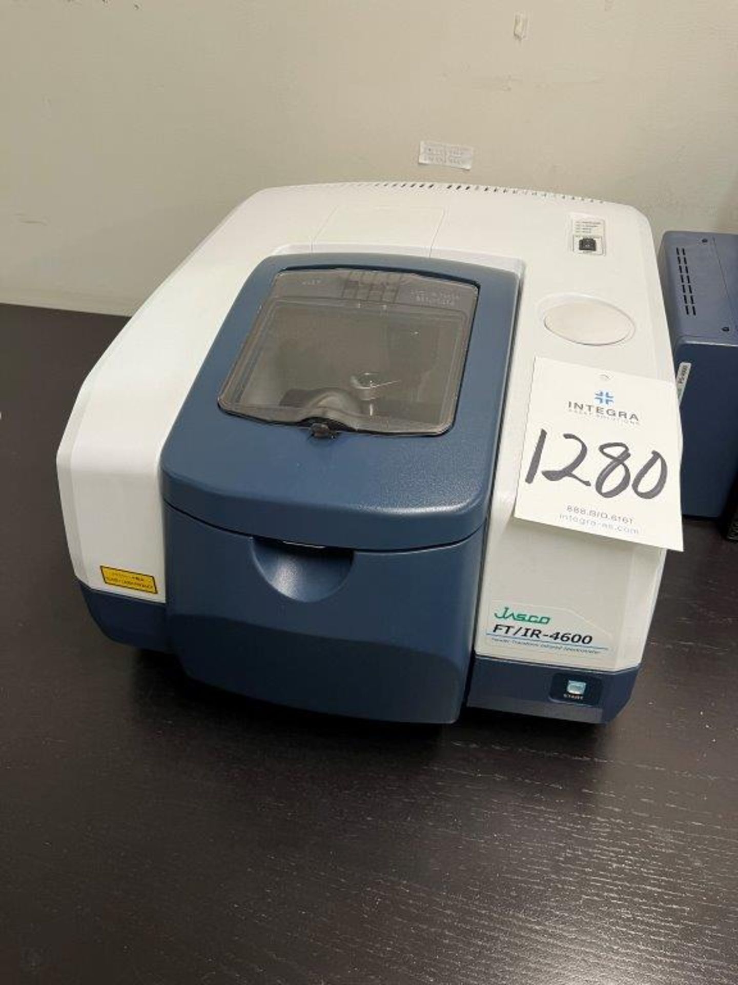 Jasco FT/IR-4600 Fourier Transform Infrared Spectrometer