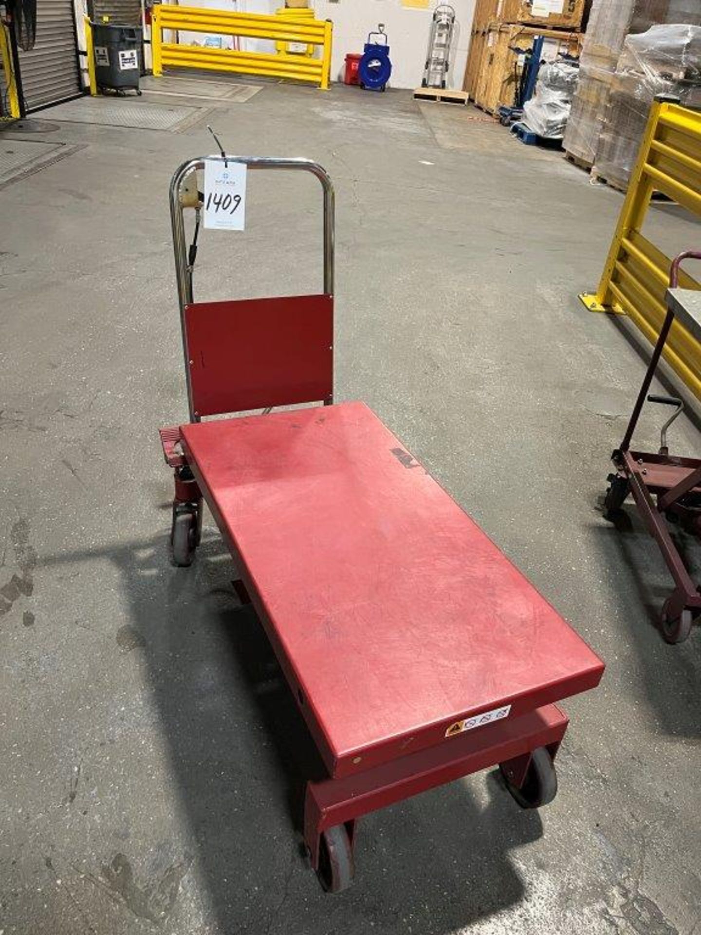 Uline H-1783 Hydraulic Lift Cart