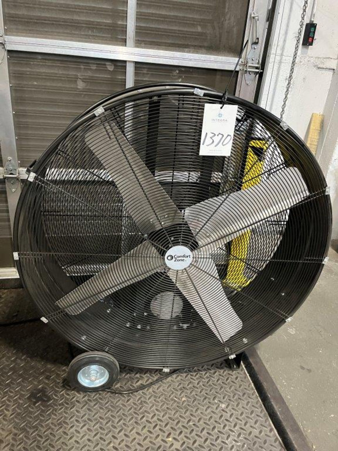 Comfort Zone CZMC42B 42" Drum Fan