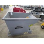 Global 1-Yd Capacity Self Dumping Hopper