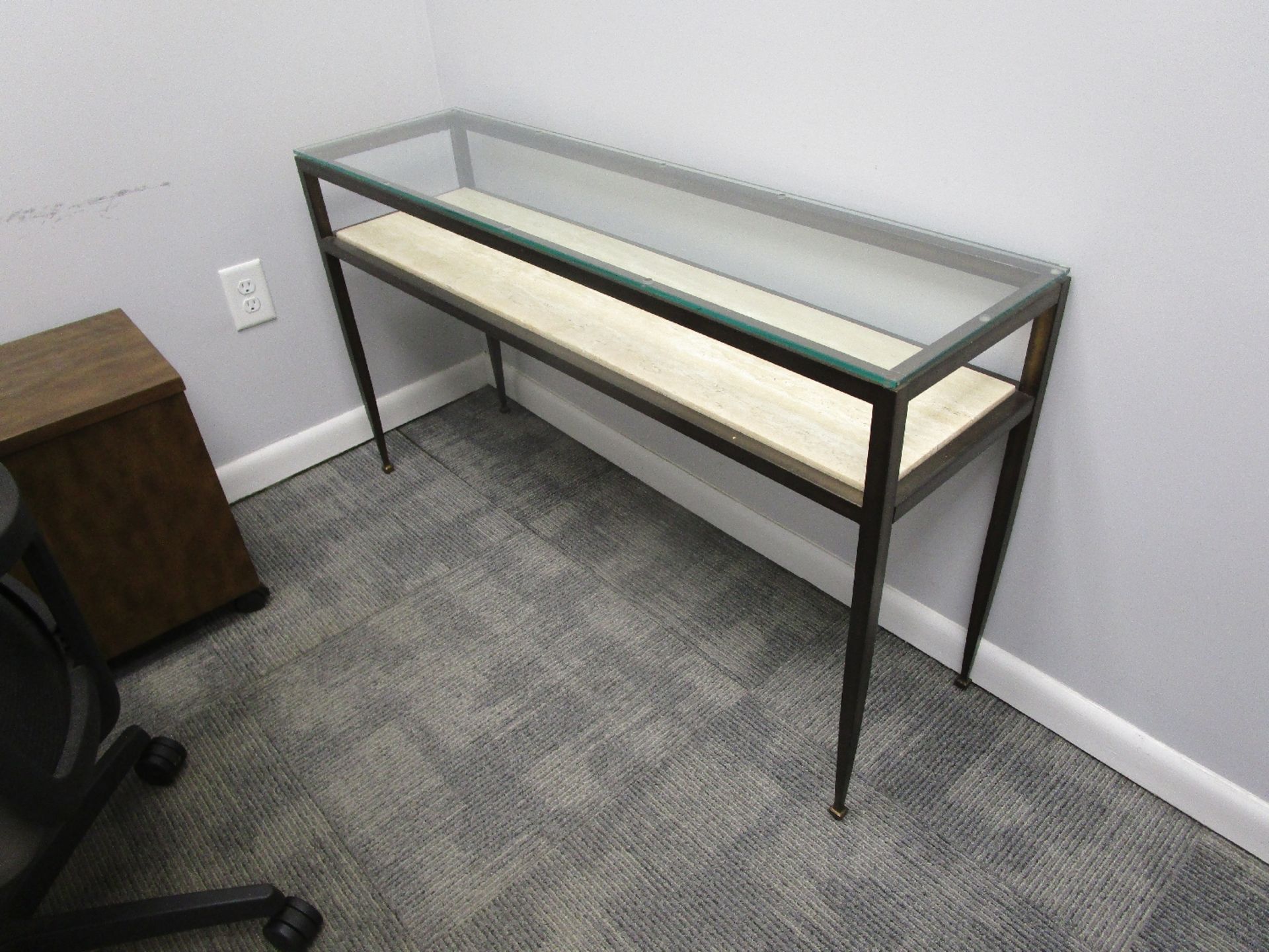 Lot of Executive Office Furniture - Image 3 of 4