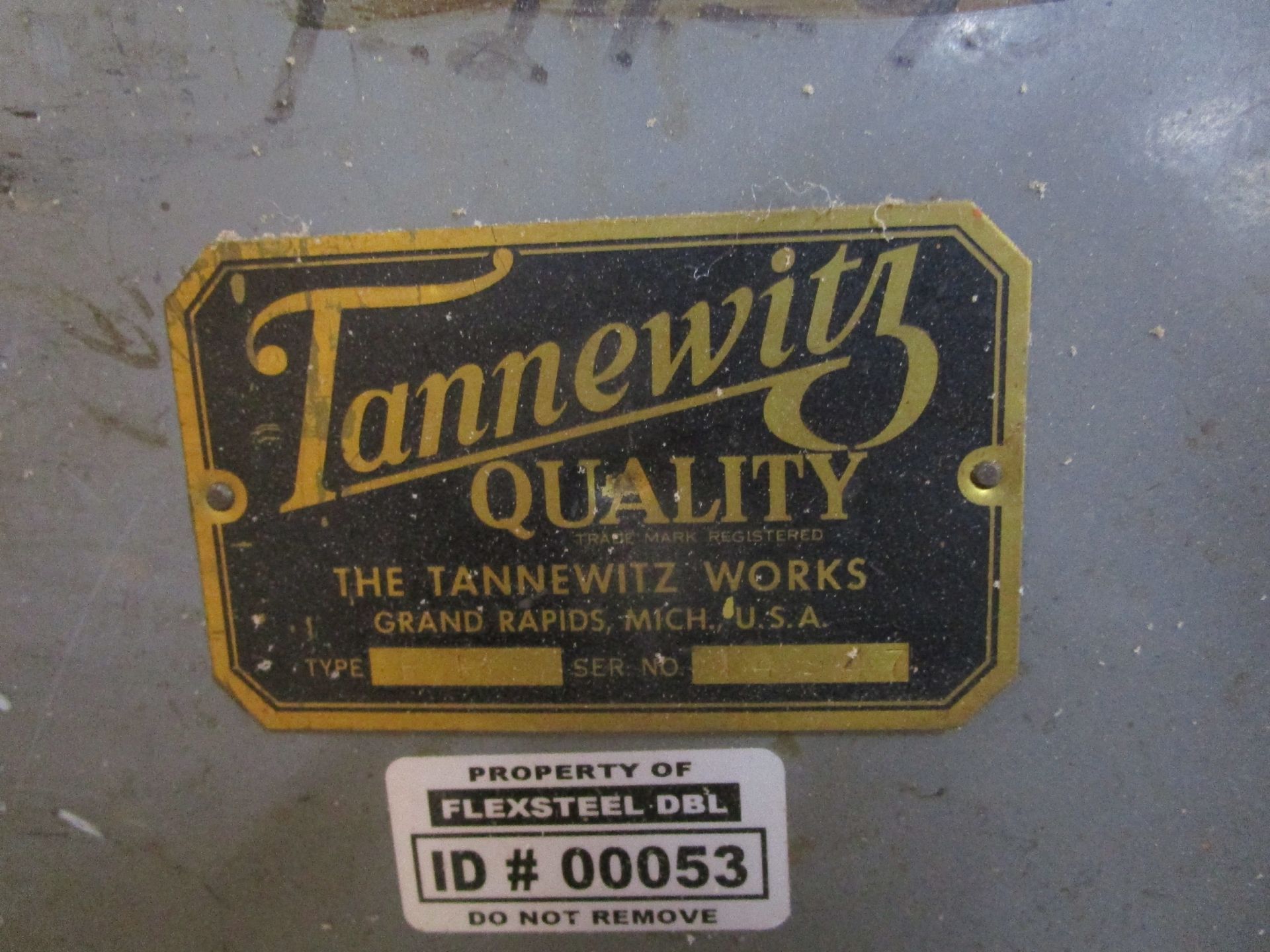 Tannewitz RH Vertical Bandsaw - Image 5 of 5
