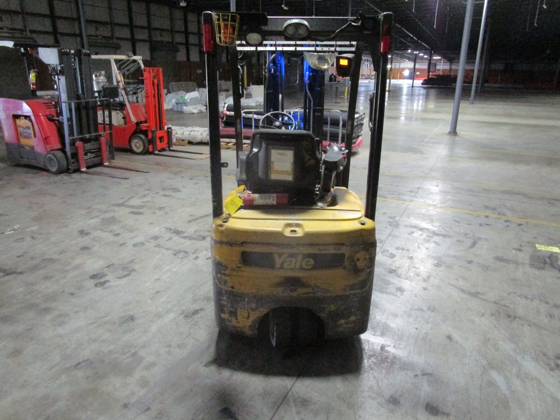 Yale ERP035VTN36TE082 3,850-Lb Electric Forklift Truck - Image 3 of 8