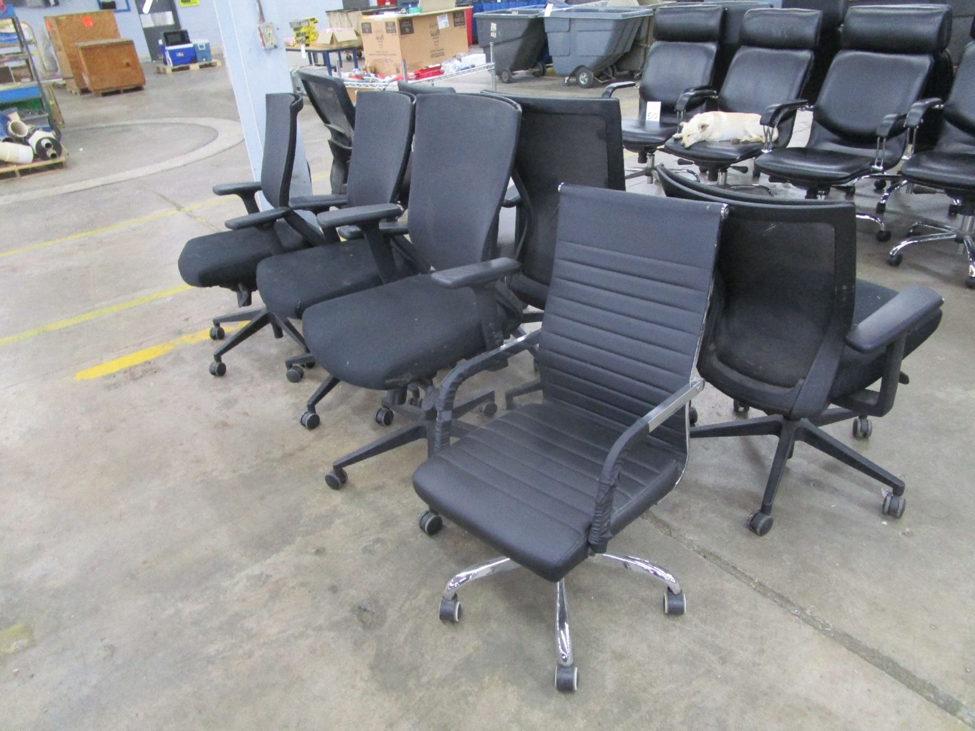 Lot of (10) Office Chairs - Image 2 of 2