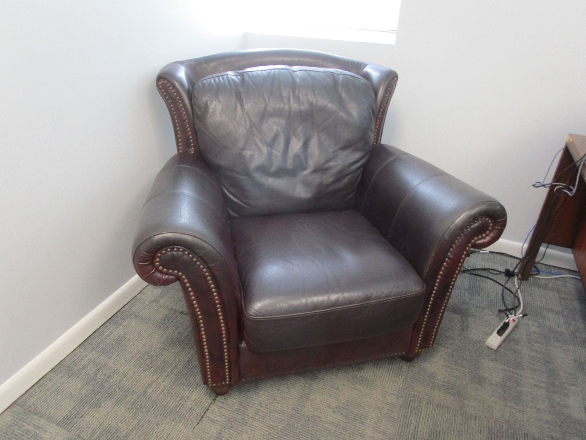 Lot of Executive Office Furniture - Image 2 of 5