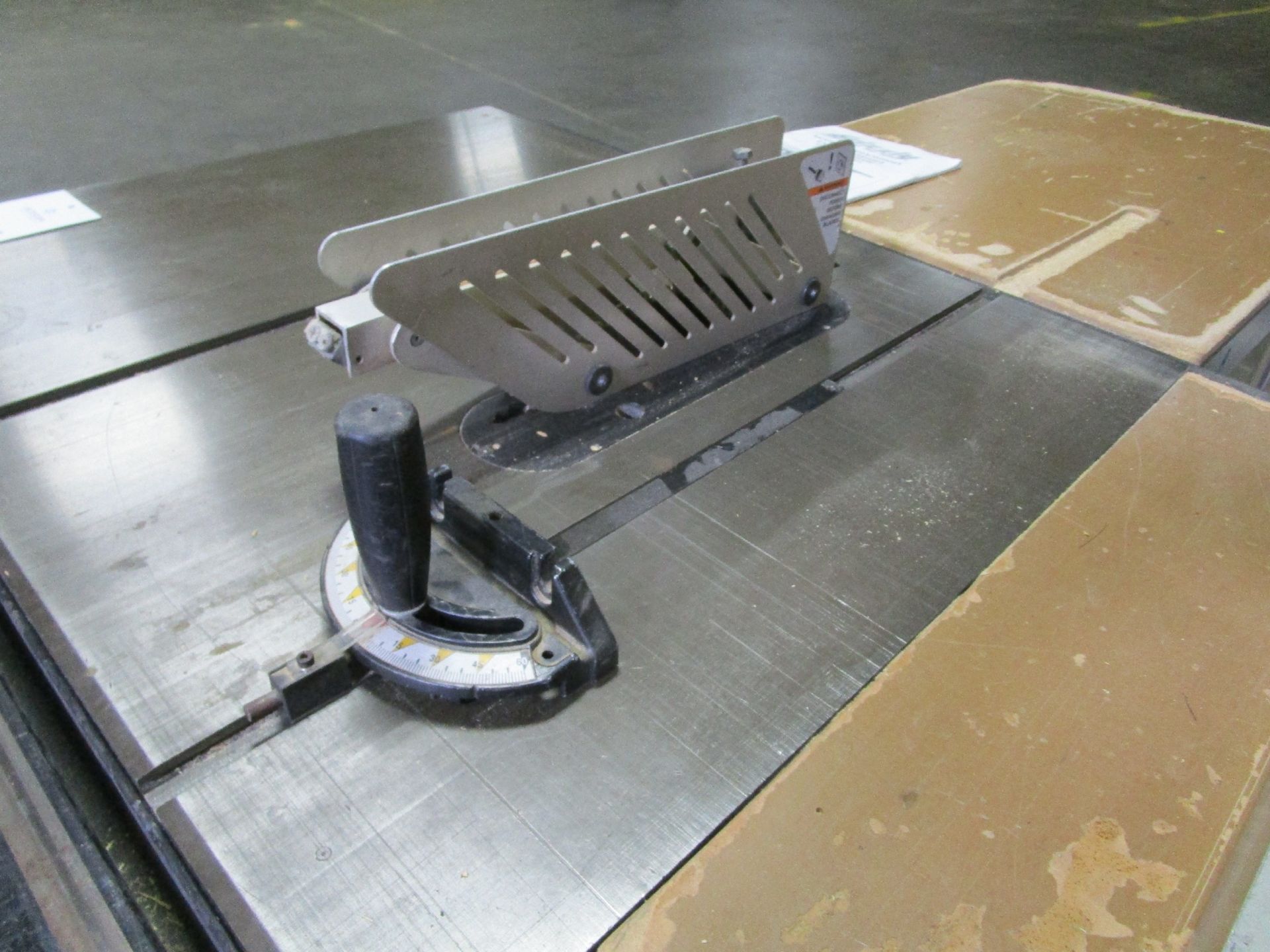 Grizzly G0606X Extreme Series 12" Table Saw - Image 3 of 4