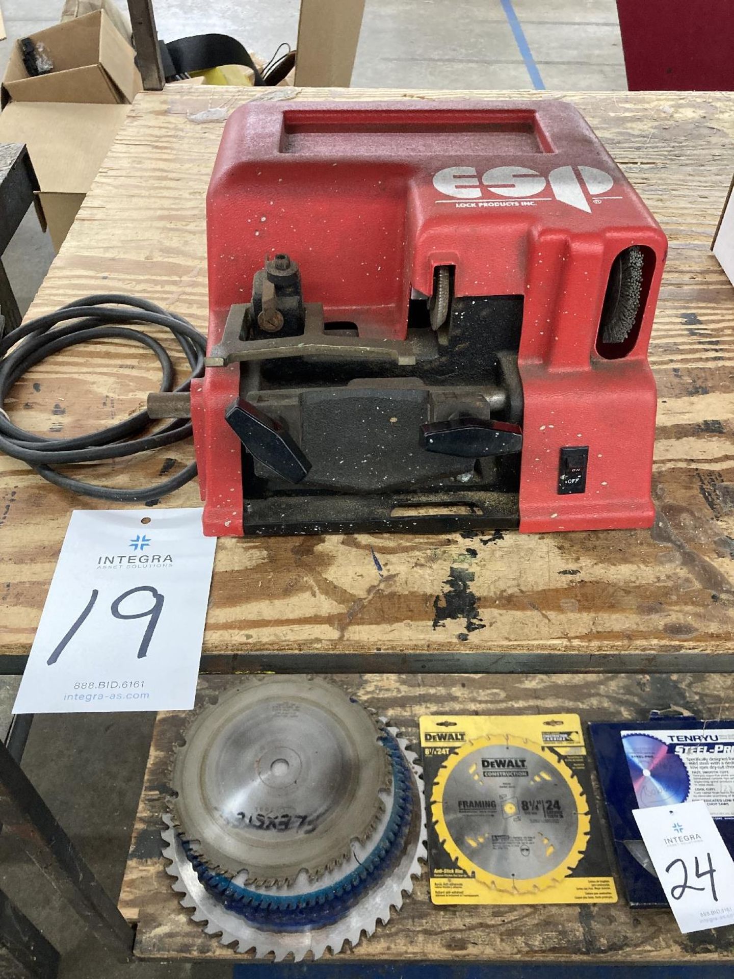 ESP Lock Products Key Cutting Machine