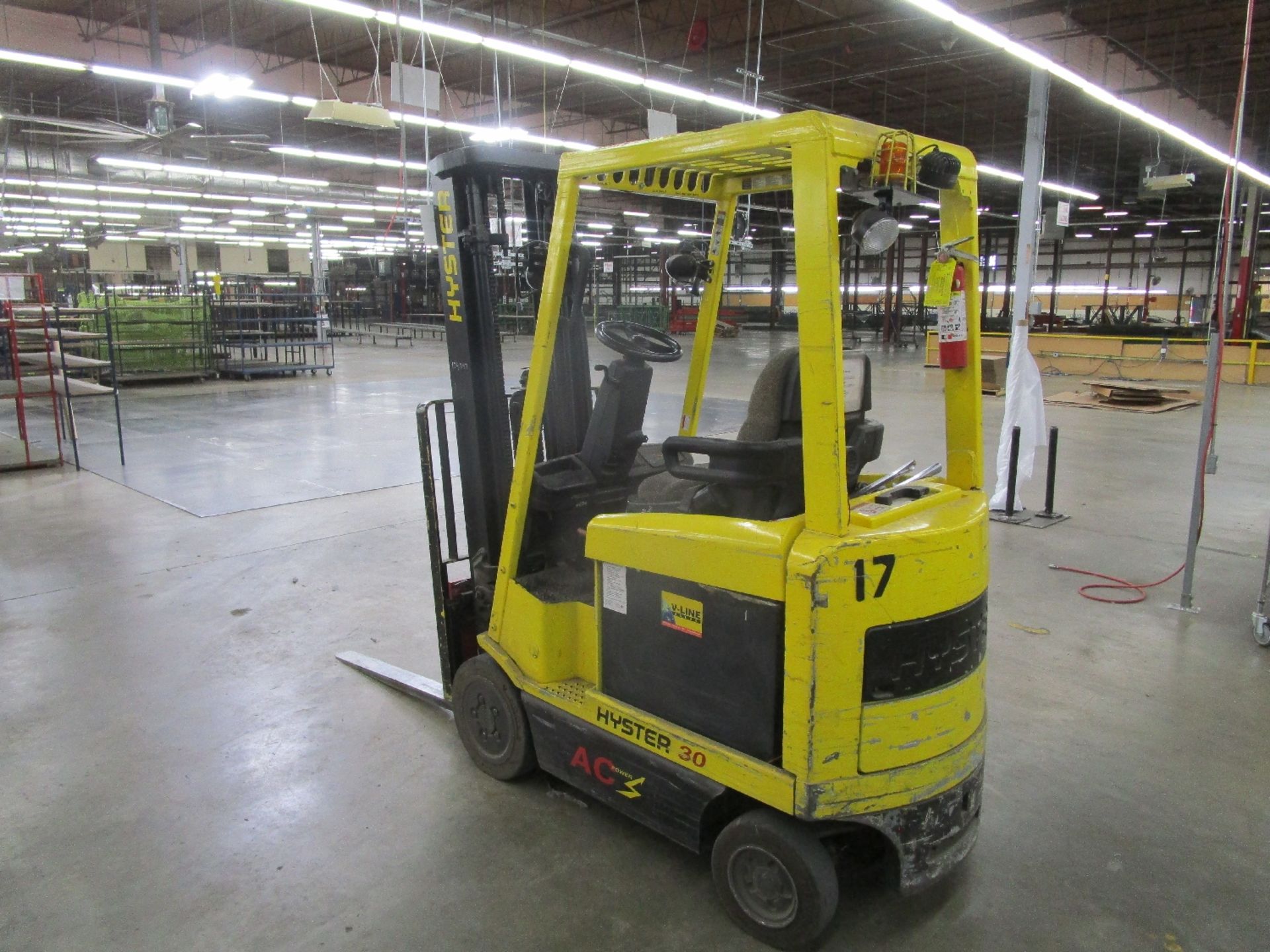 Hyster E30Z 2,850-Lb Electric Forklift Truck - Image 4 of 5