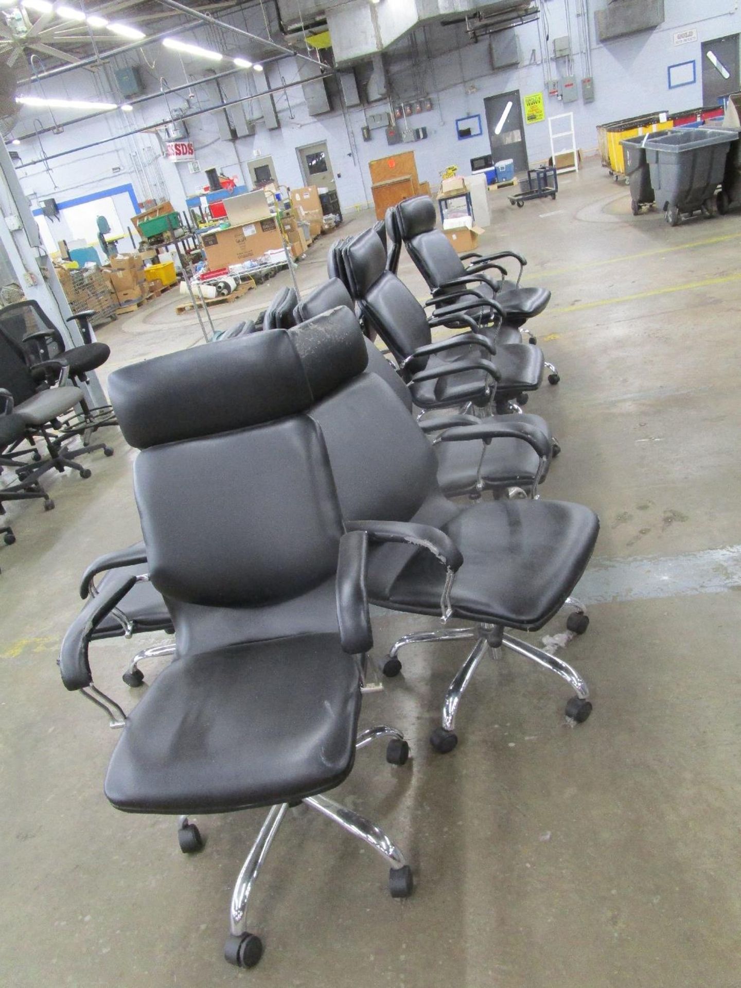 Lot of (8) Office Chairs - Image 3 of 3