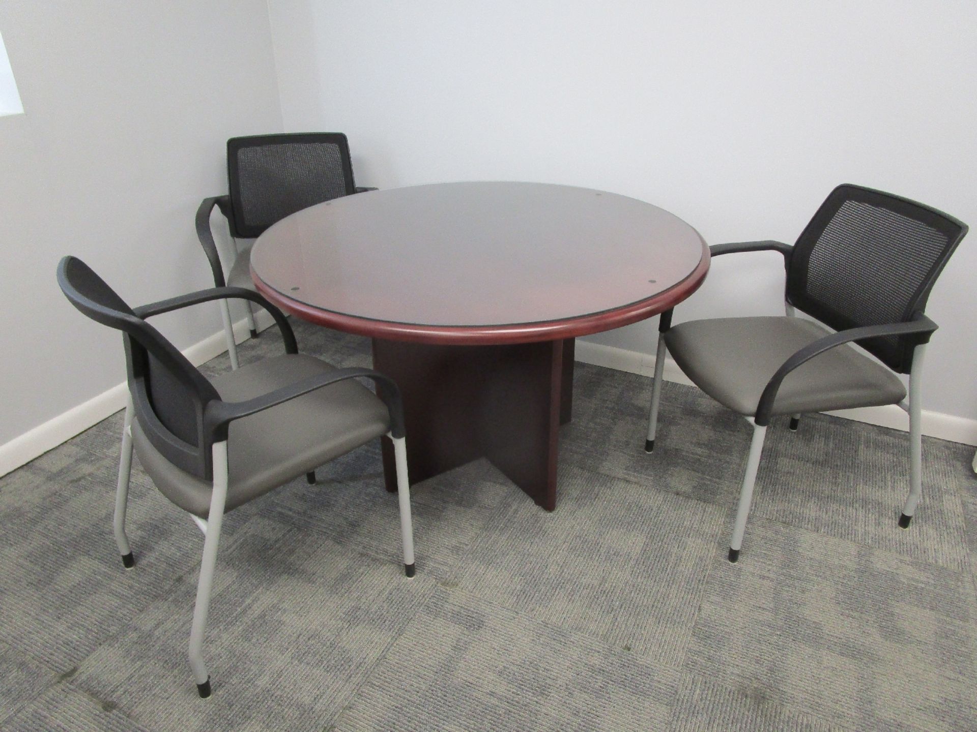 Lot of Executive Office Furniture - Image 6 of 6