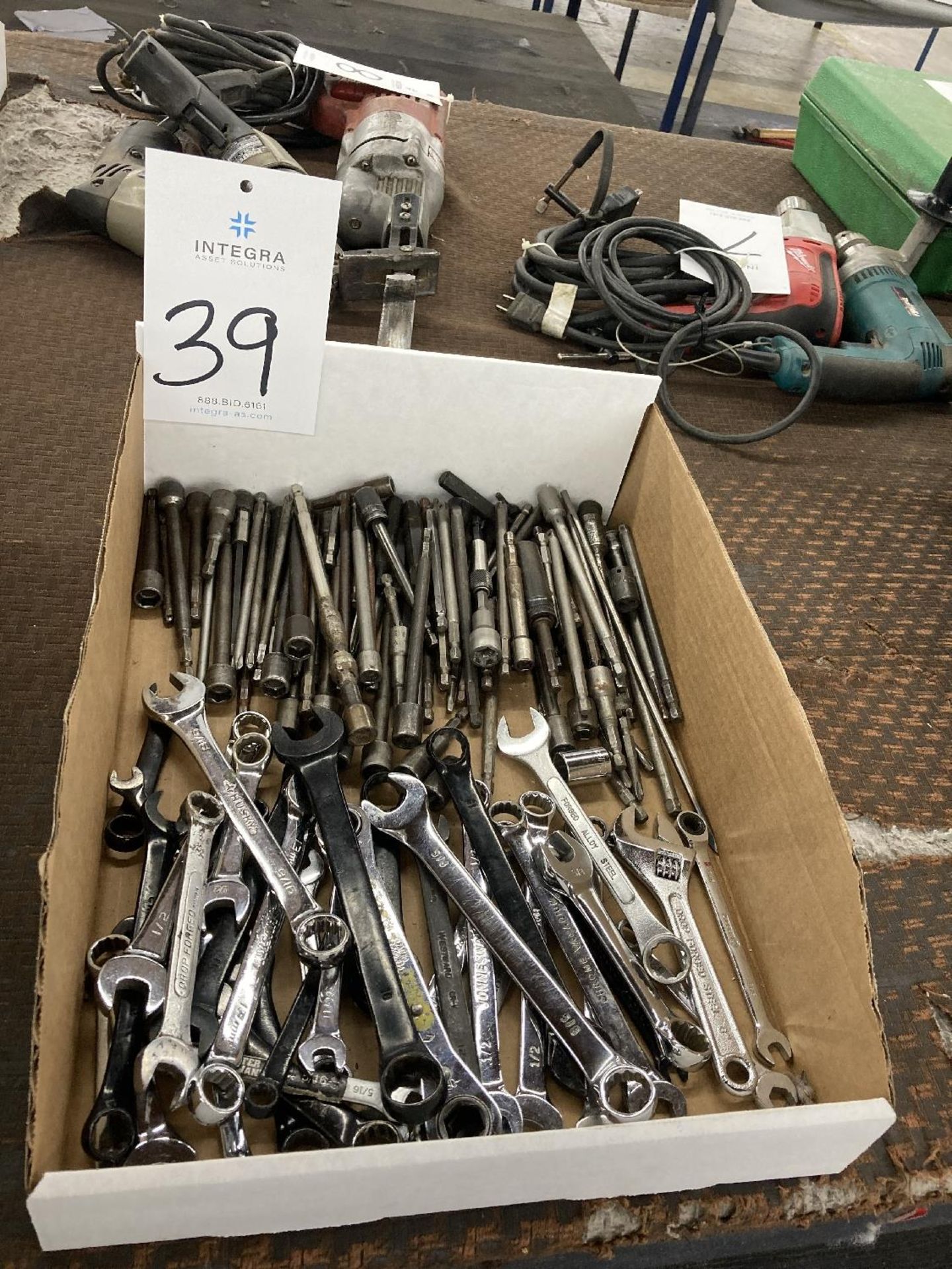 Lot of Assorted Combination Wrenches with Hex Drives