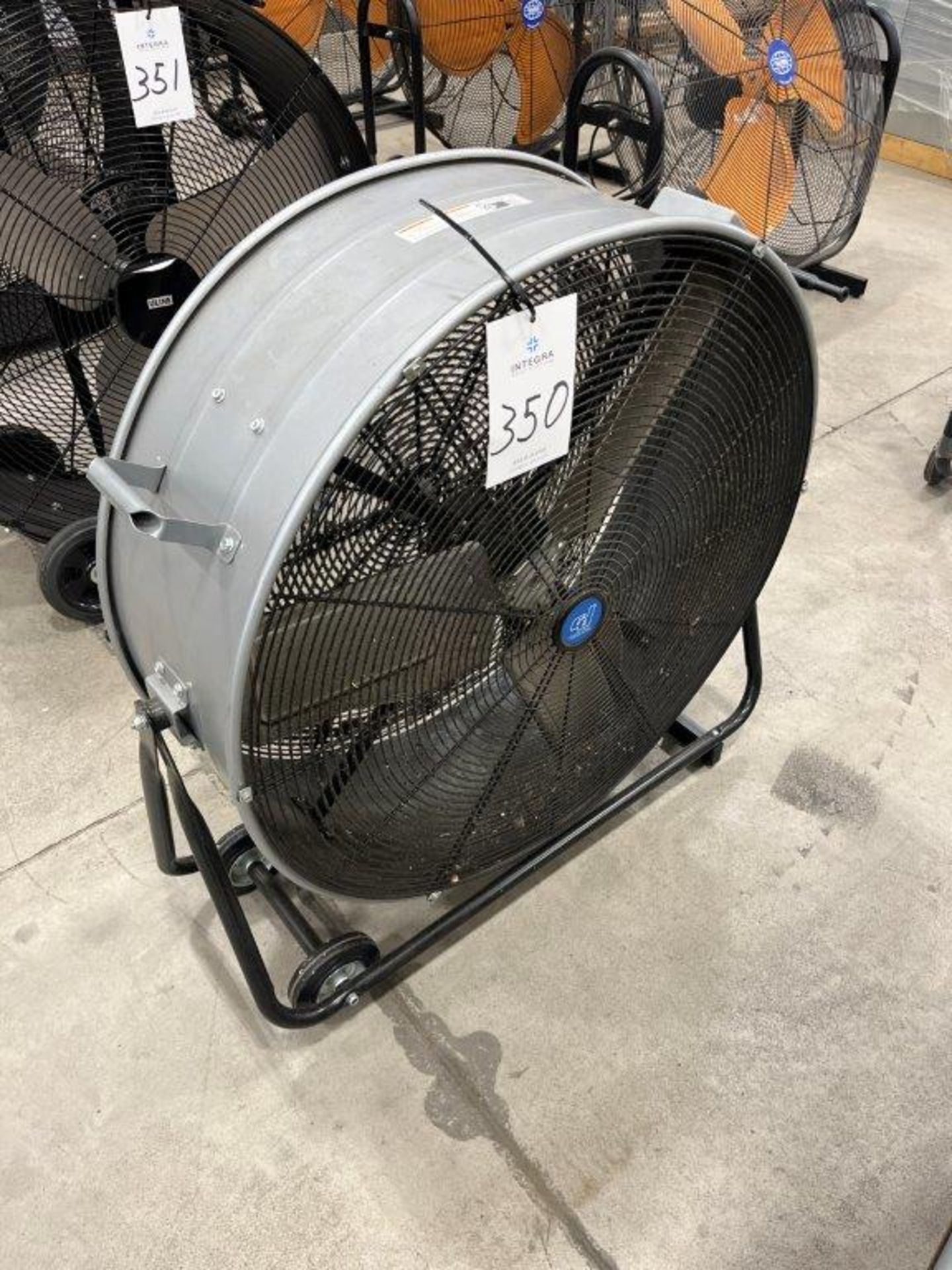 Central Dynamics 30" Adjustable Speed Drum Fan