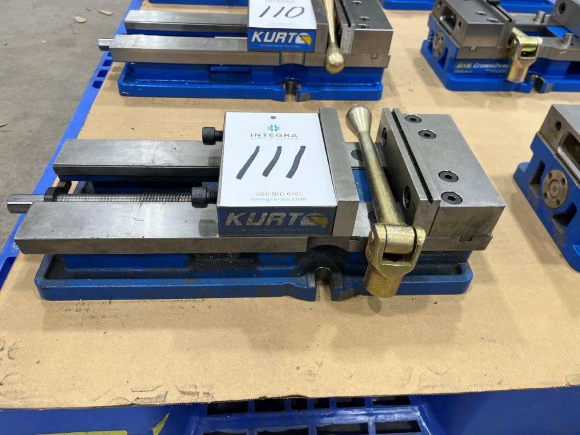 Kurt DX6 CrossOver Machine Vise