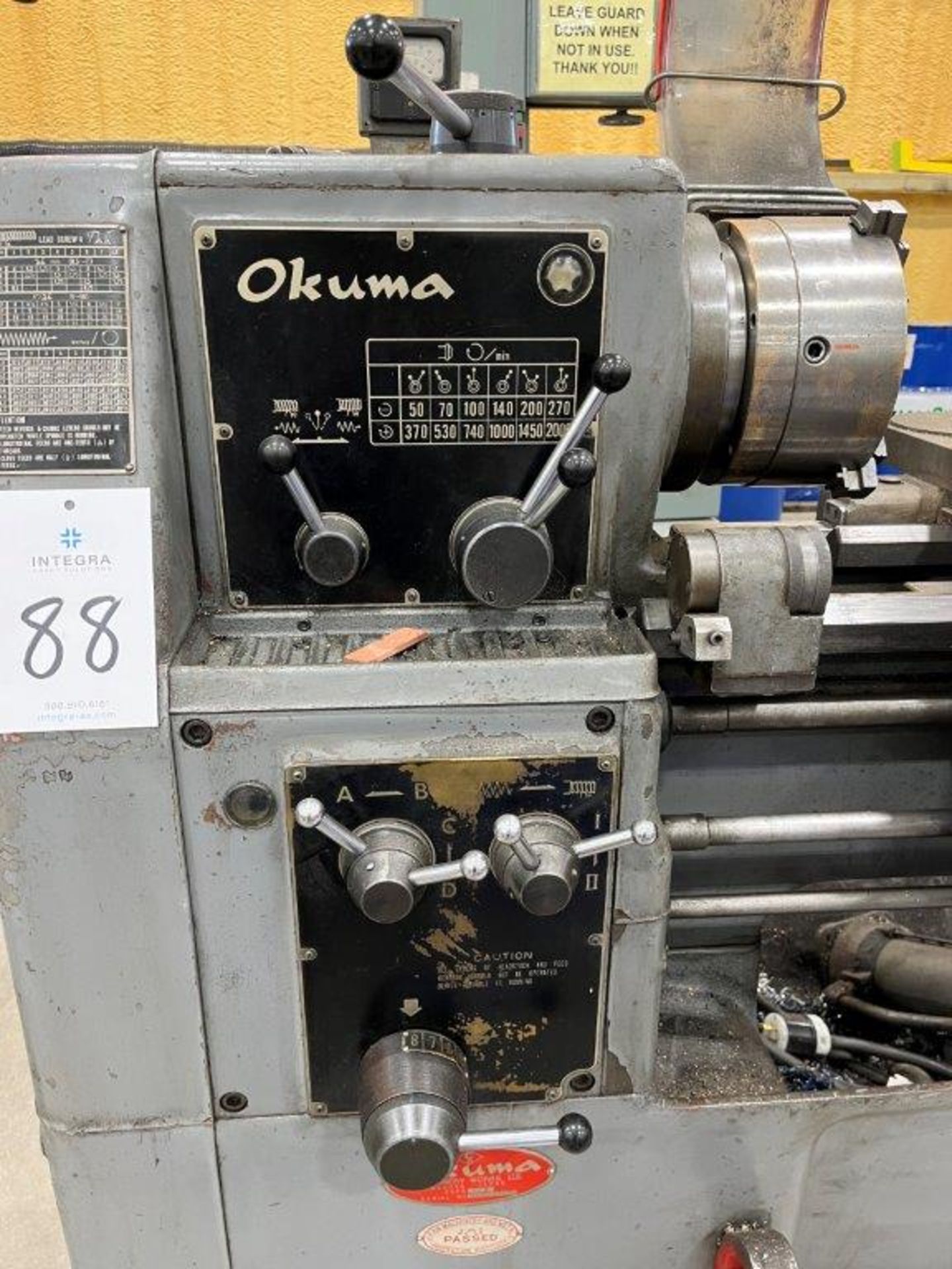 Okuma 14" x 32" Engine Lathe - Image 3 of 6
