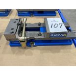 Kurt DX6 CrossOver Machine Vise