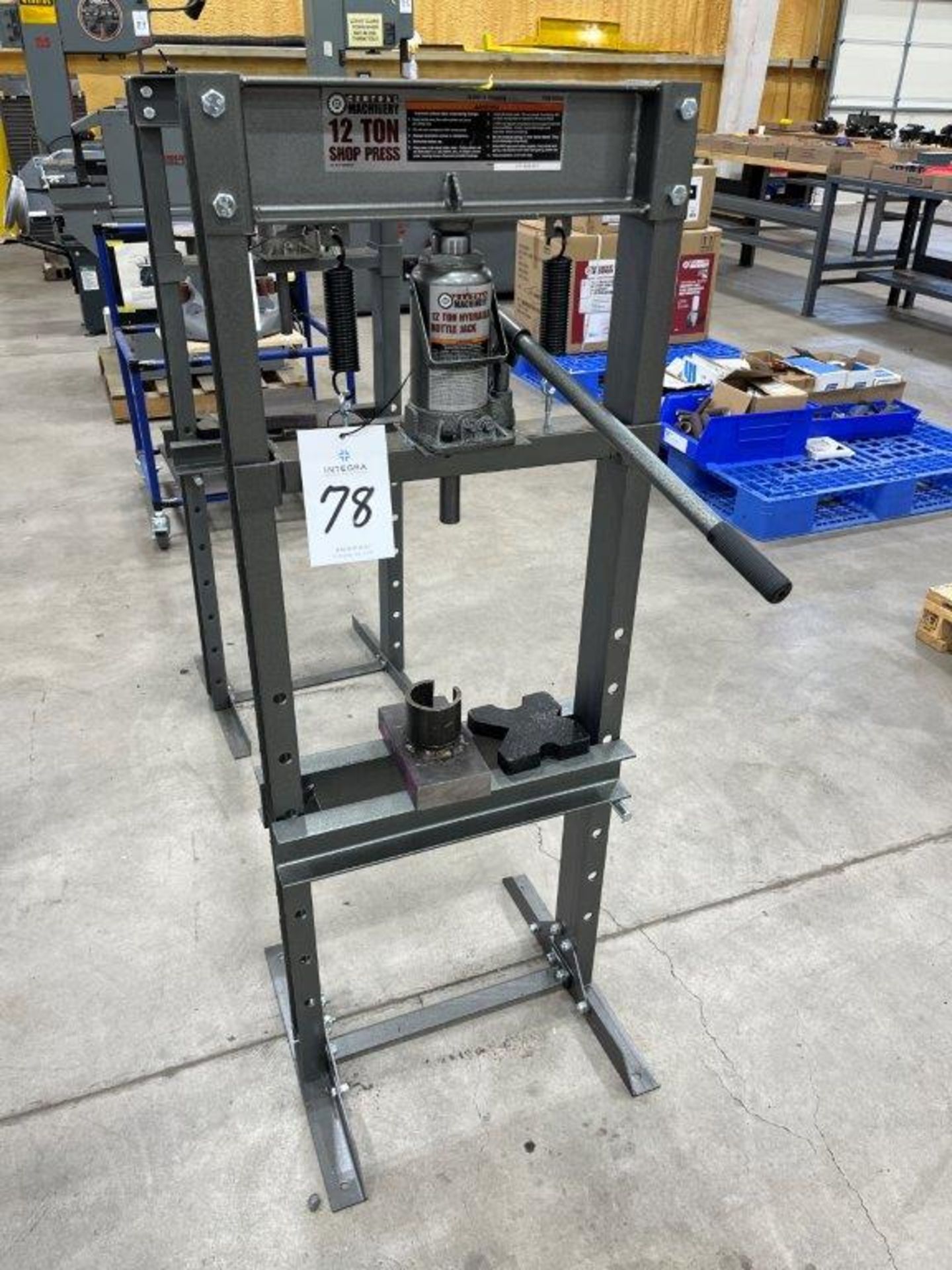 Central Machinery 60604 Hydraulic 12 Ton Shop Press