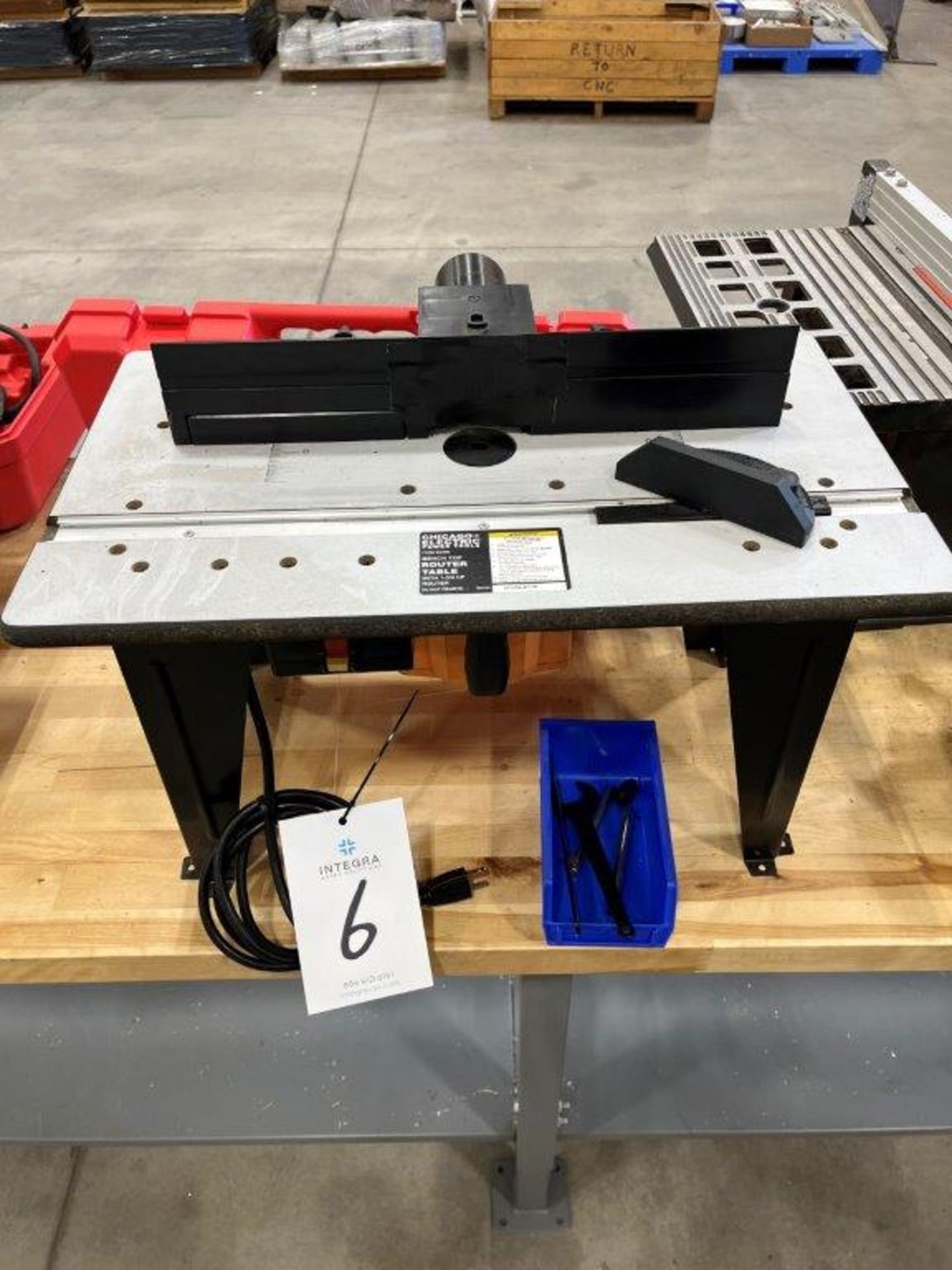 Chicago Electric 95380 Benchtop Router Table with 1 3/4 hp. Router