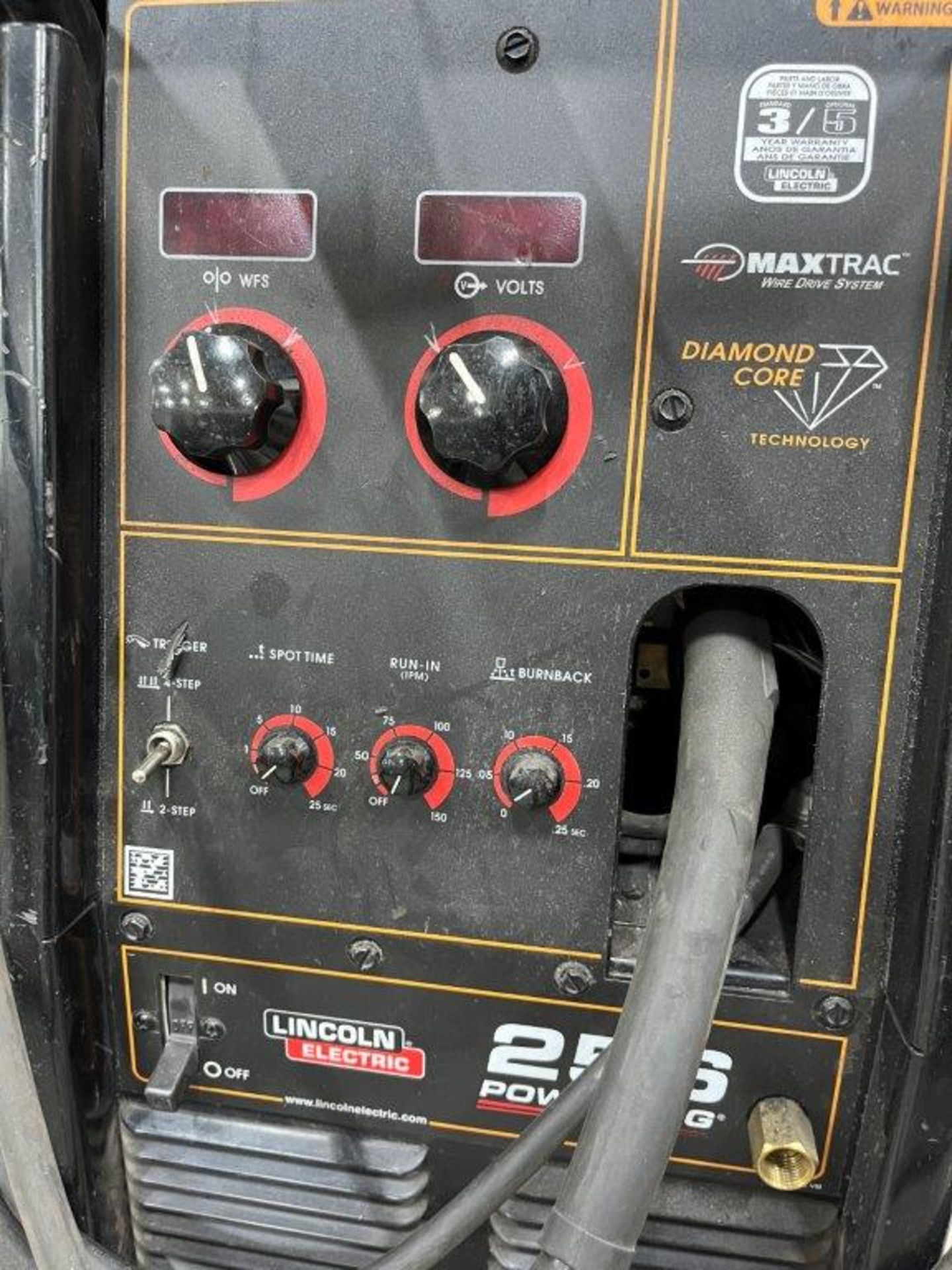 Lincoln 256 Power Mig Welder - Image 2 of 2