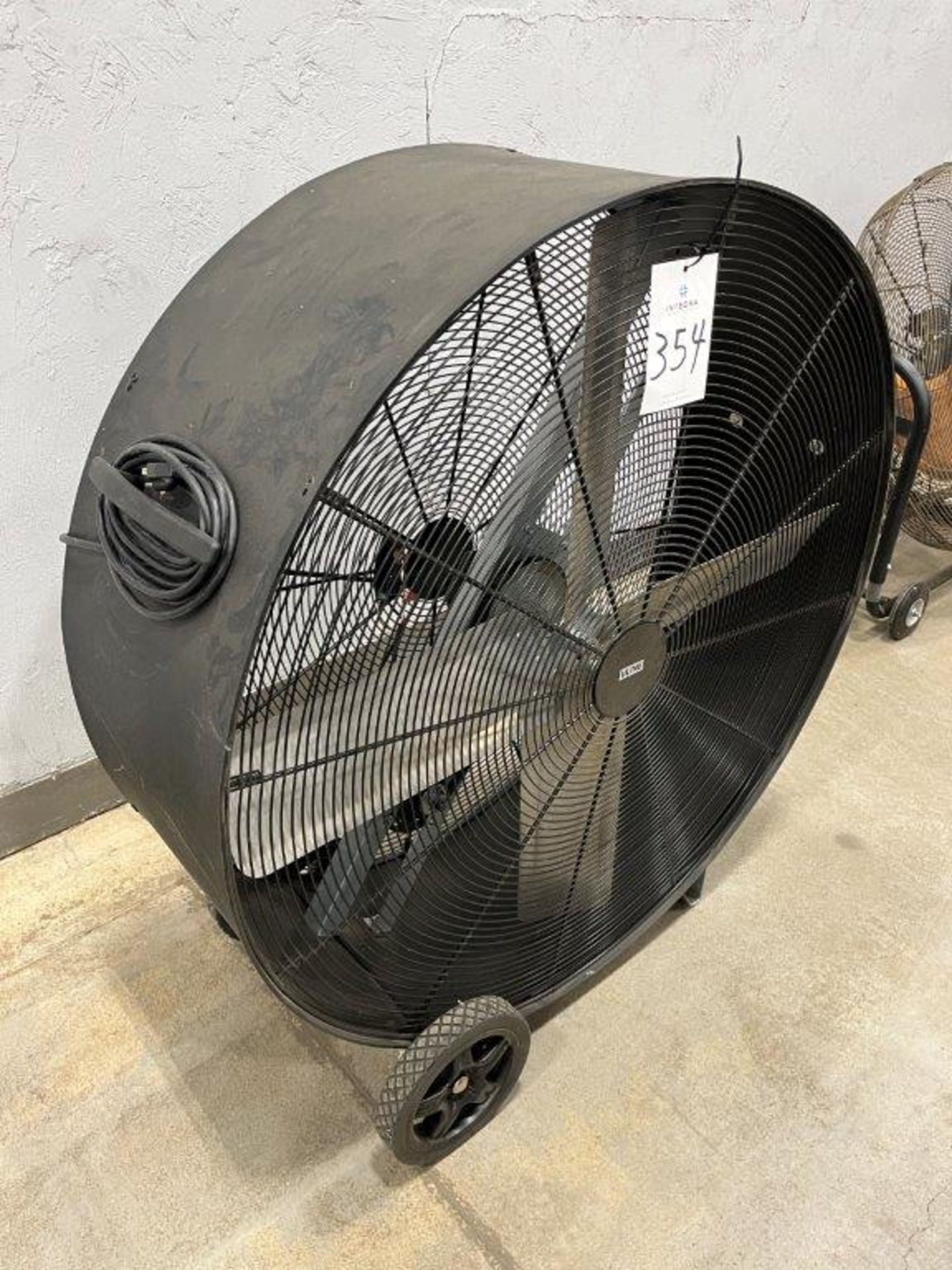 Uline BF42BDPE 42" Two Speed Drum Fan