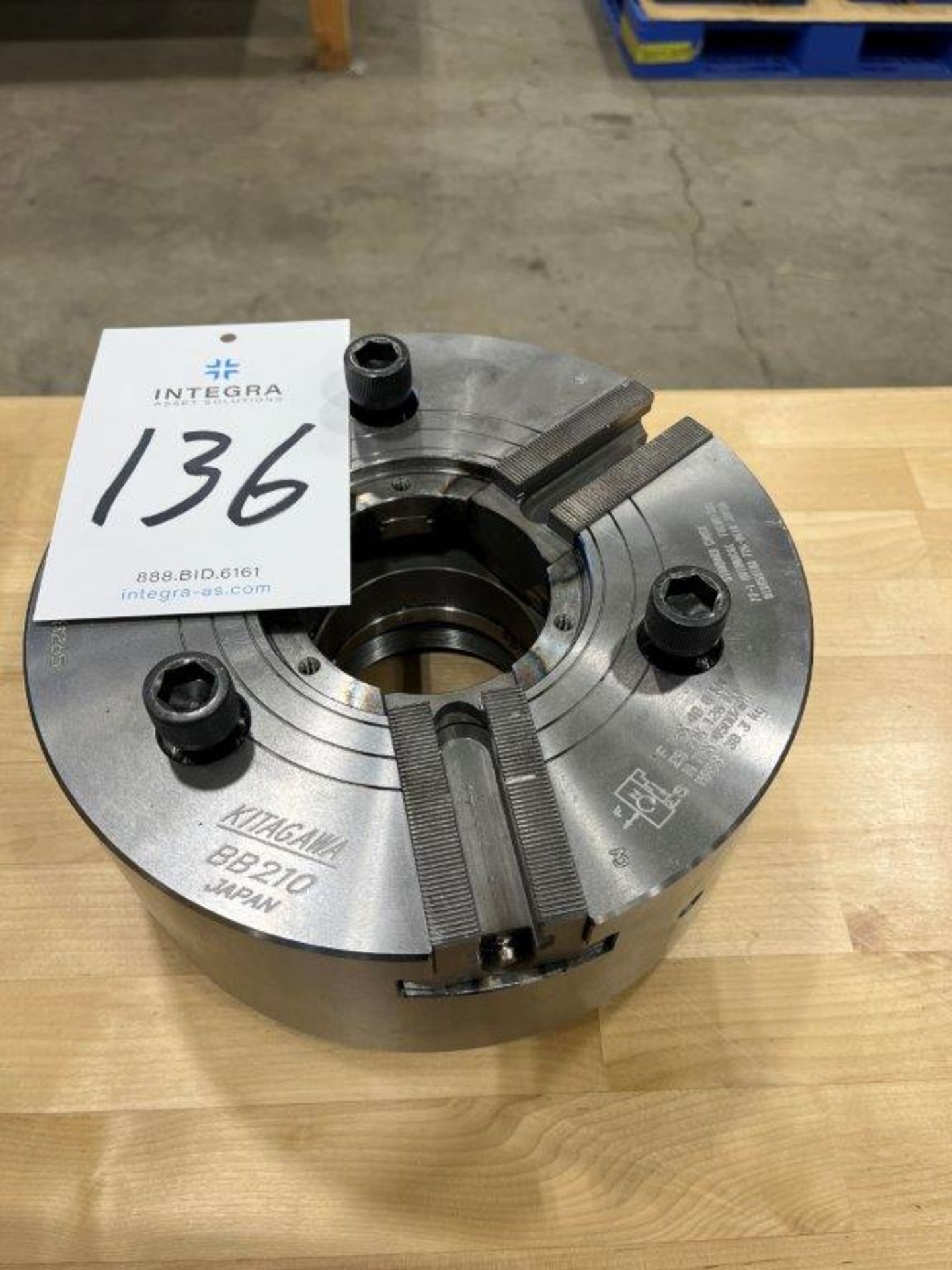 Kitagawa BB210 Three Jaw Chuck