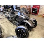 Honda 1833cc Gold Wing Motorcycle Dual Wheel Tilting Front End Fully Dressed