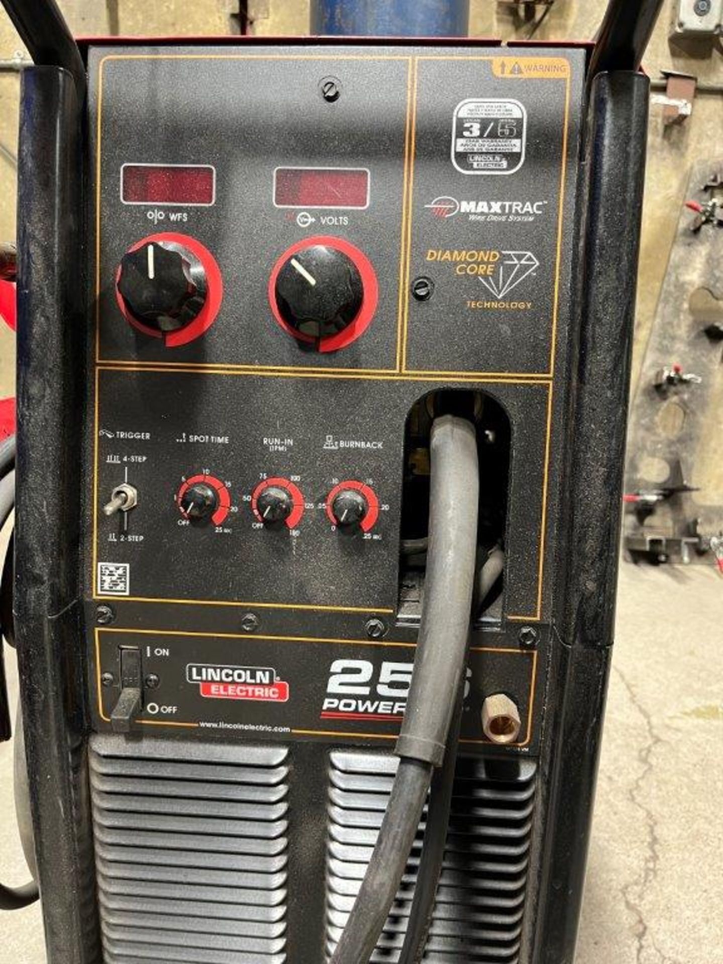 Lincoln 256 Power Mig Welder - Image 2 of 2