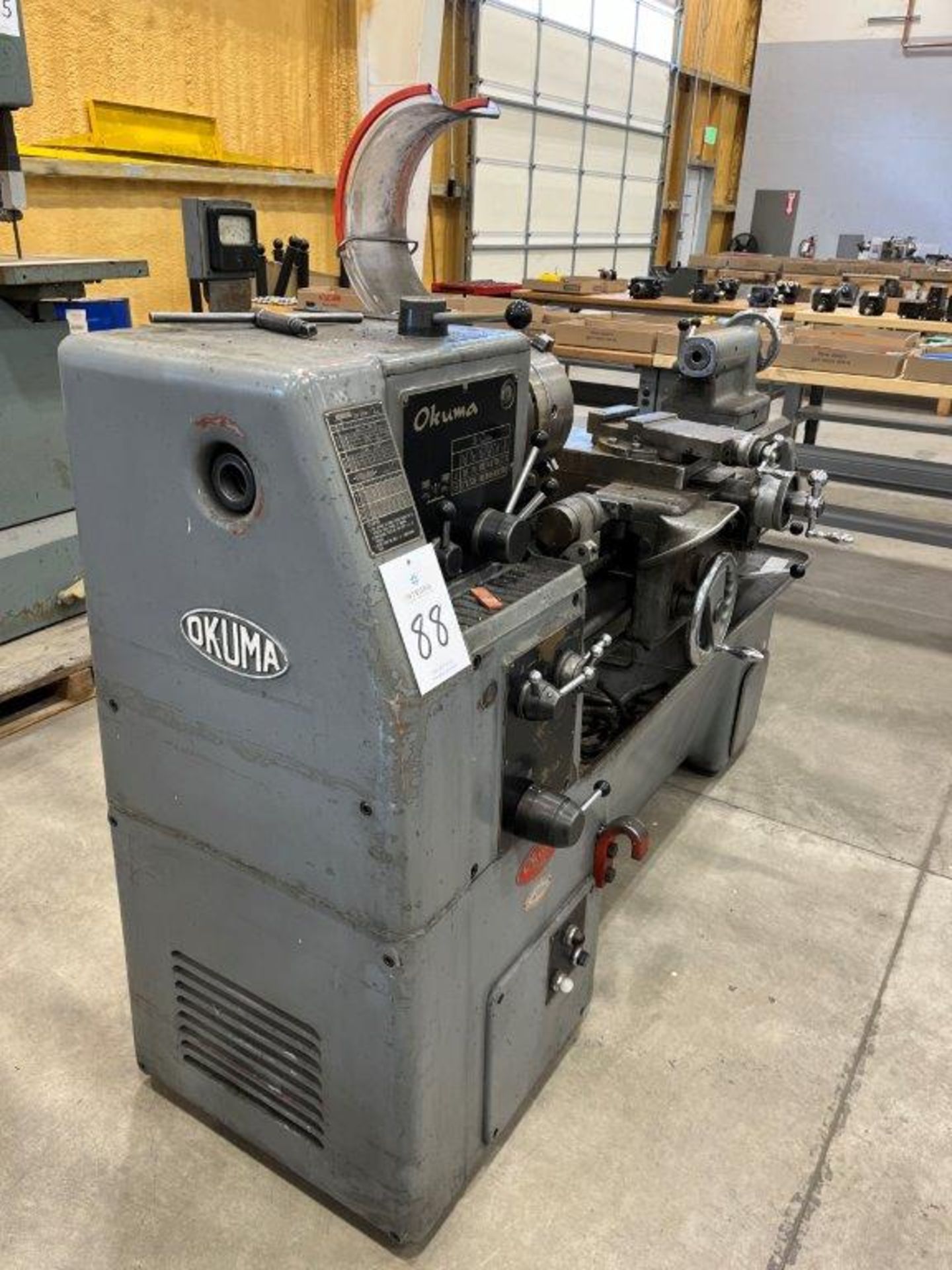 Okuma 14" x 32" Engine Lathe - Image 2 of 6