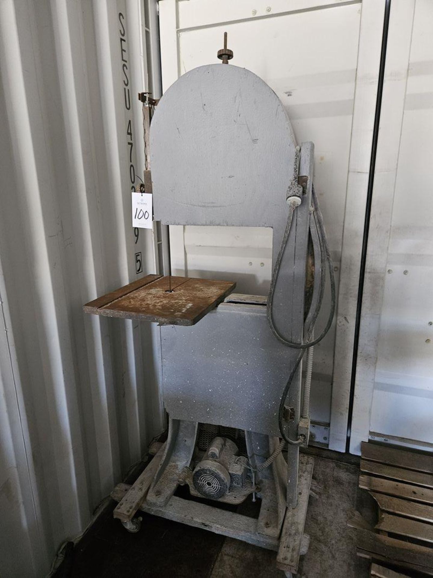 Advanced 20" Vertical Band Saw