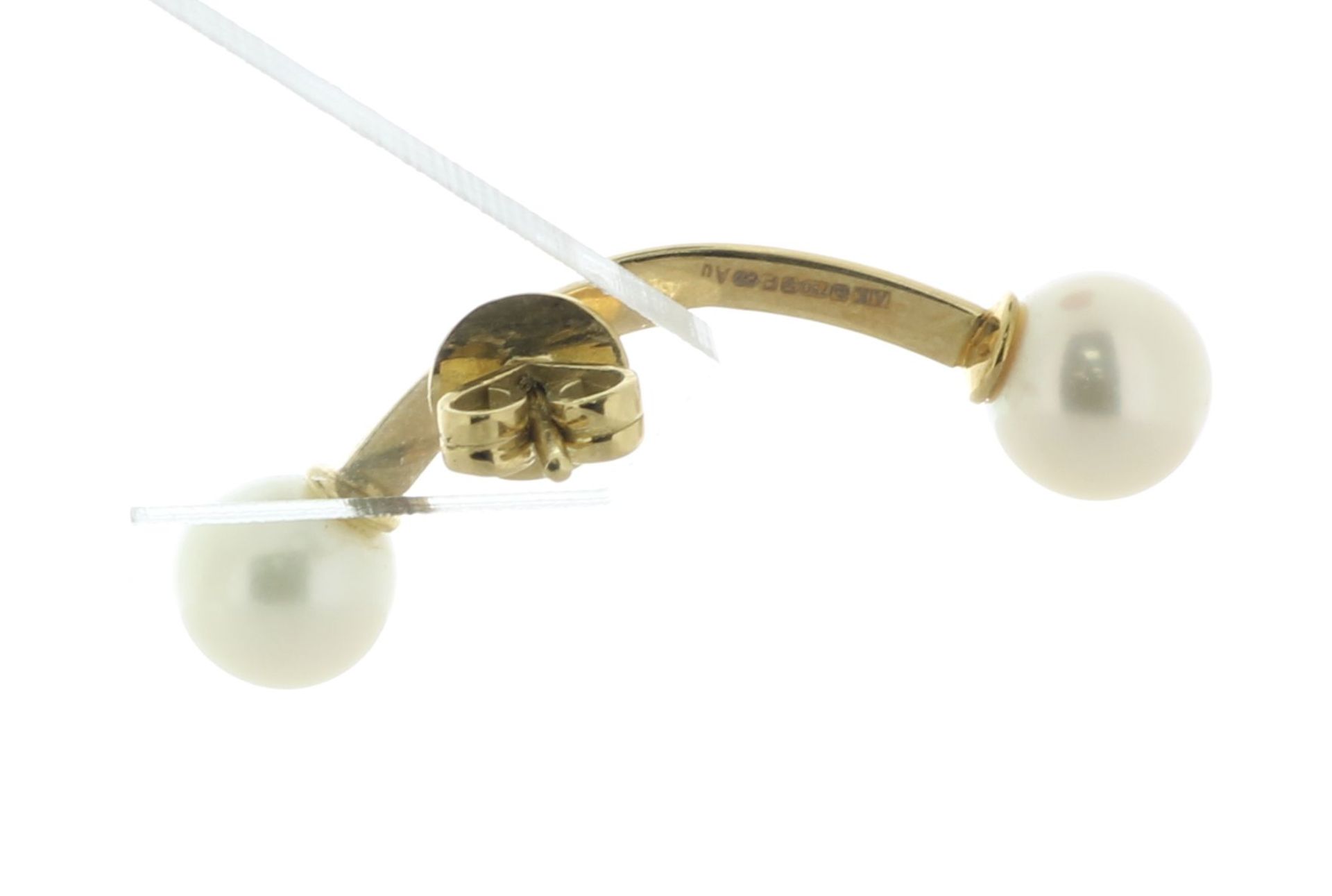 18ct Yellow Gold Pearl Bar Earring - Valued By AGI £4,500.00 - Stylish bar earrings. A pearl is - Image 4 of 6