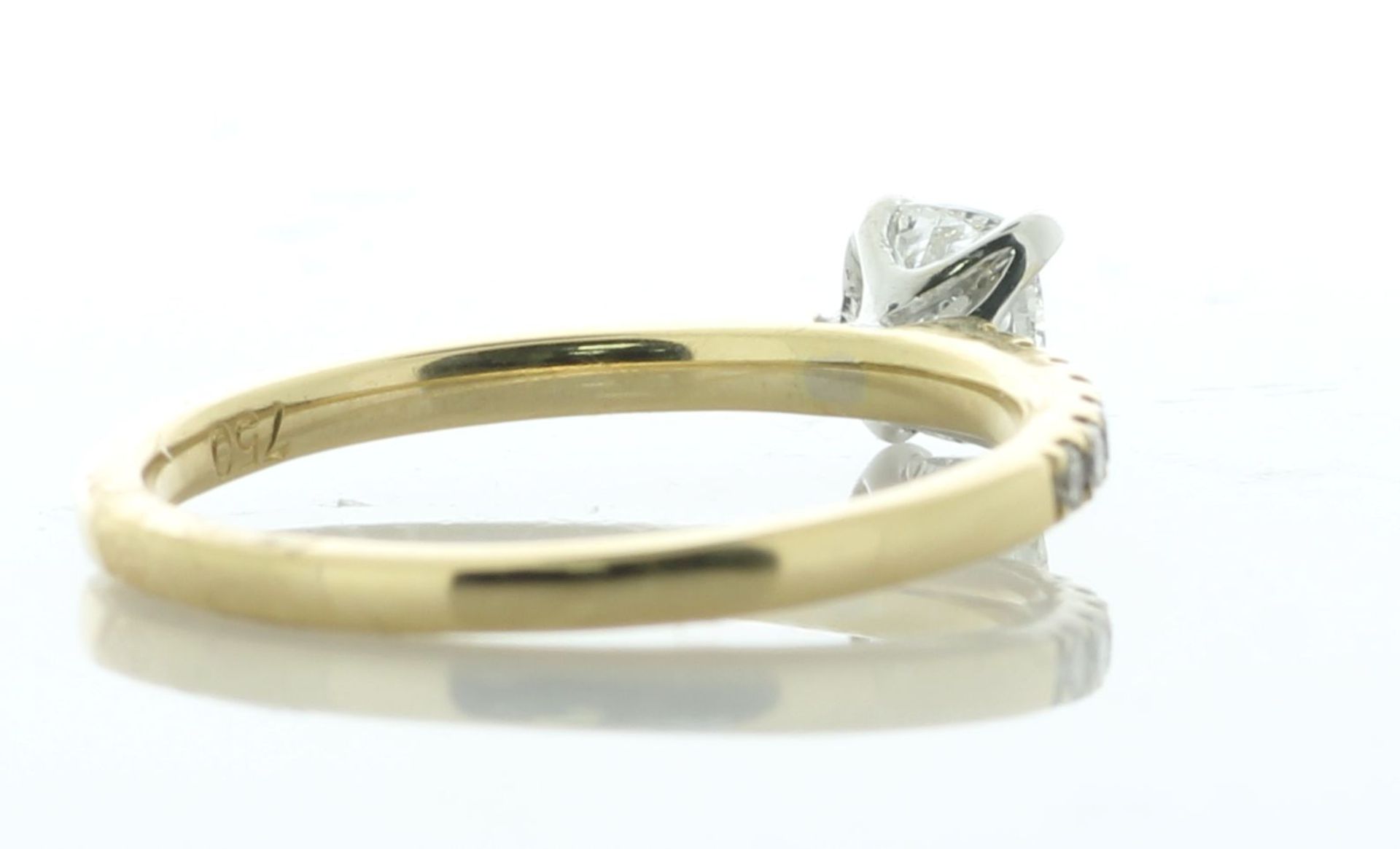 18ct Yellow Gold Single Stone Claw Set With Stone Set Shoulders Diamond Ring - Valued By IDI £3, - Image 4 of 7