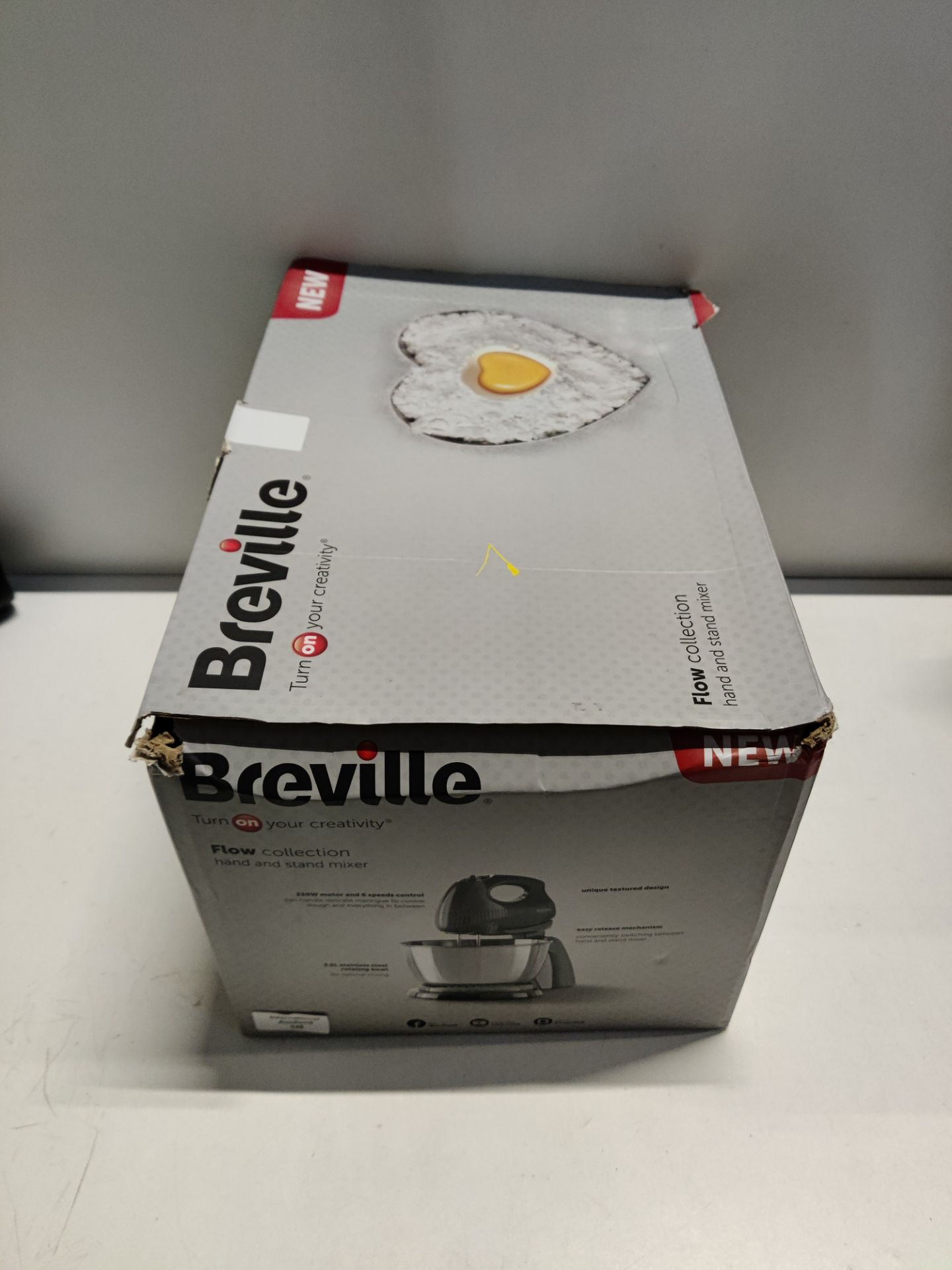 RRP £48.96 Breville Flow Electric Hand and Stand Mixer | 3.5L - Image 2 of 2